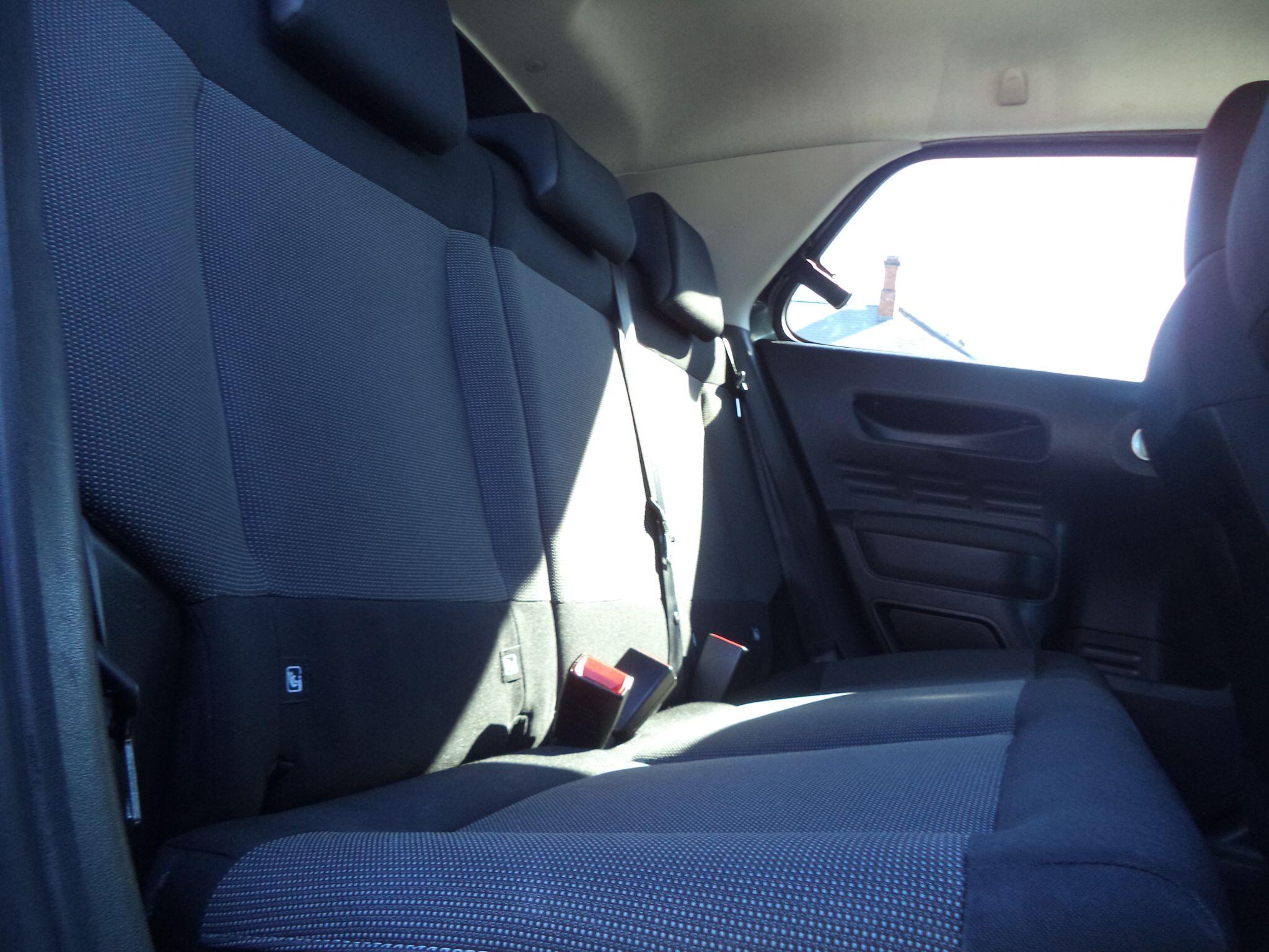 Citroen C4 Cactus view 36