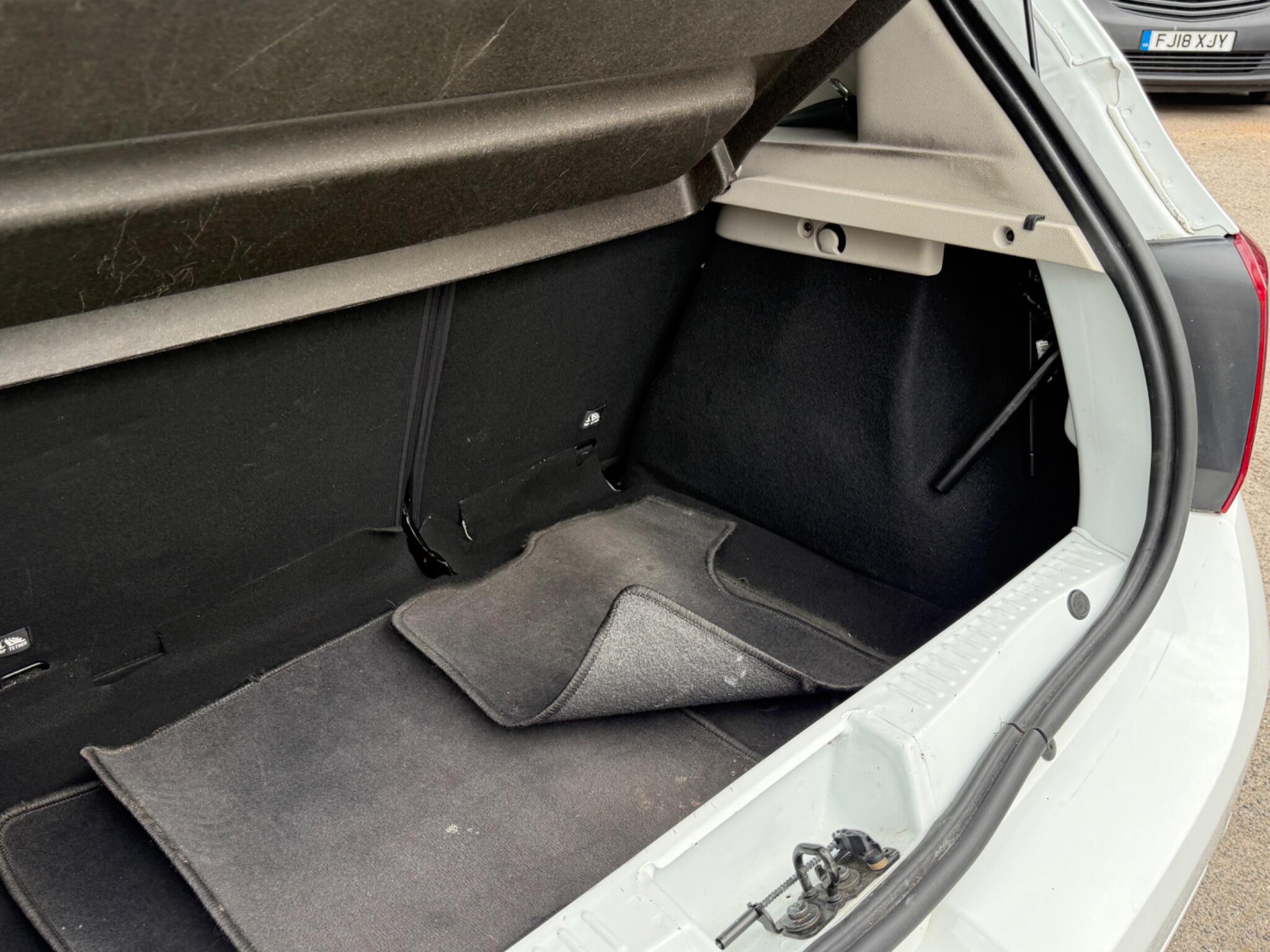 Dacia Sandero - Image 48