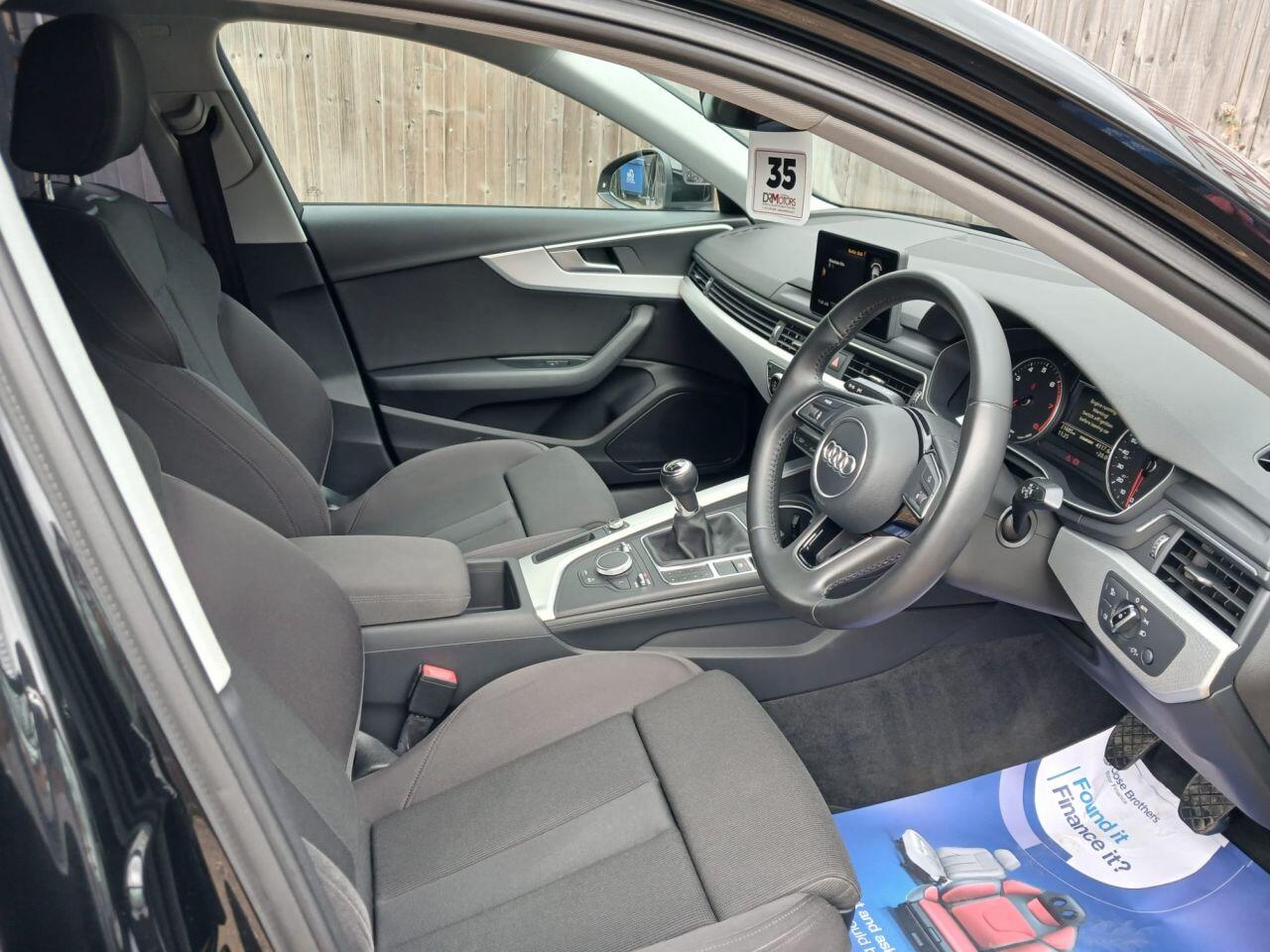 Audi A4 view 19