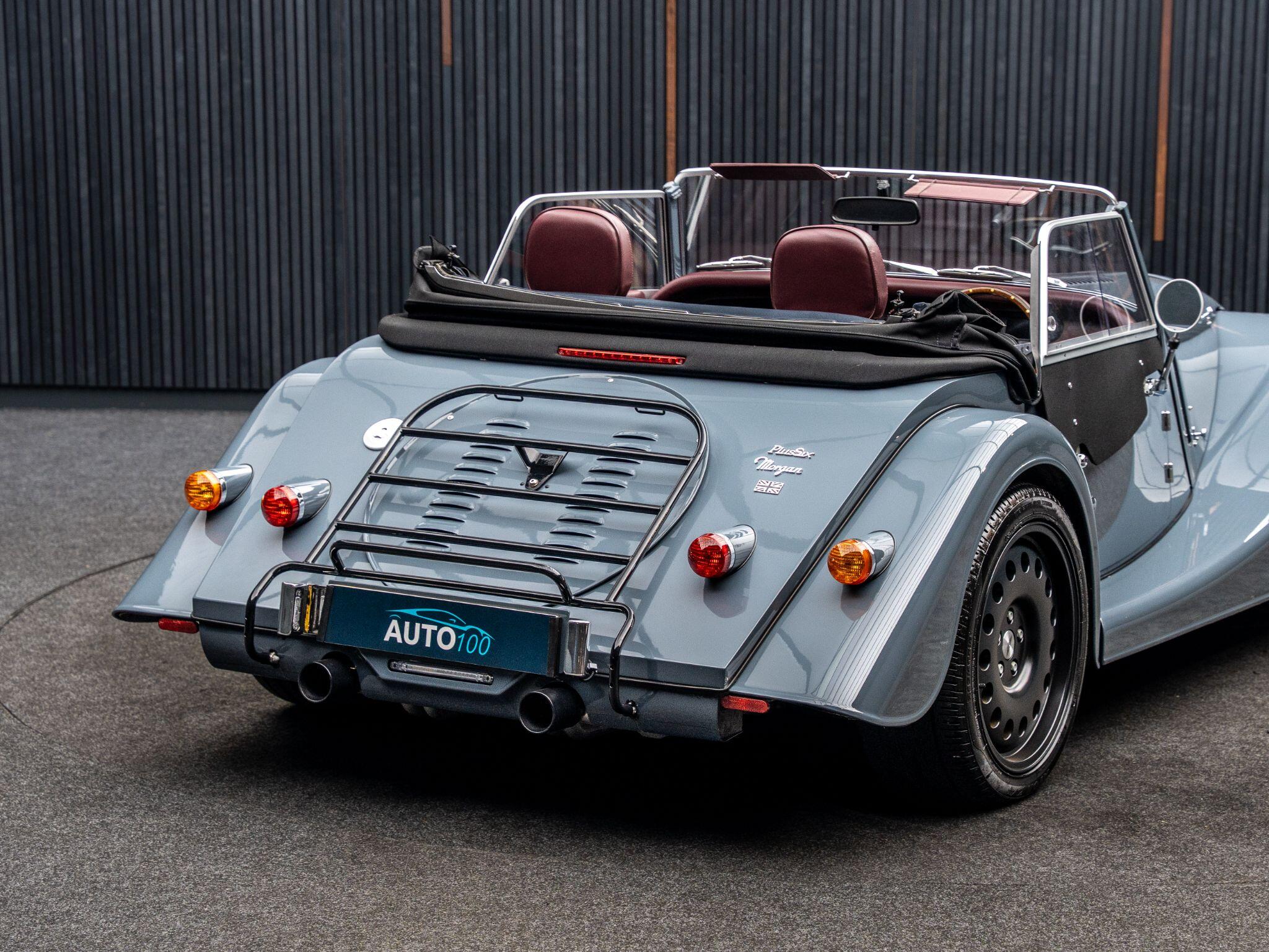 Morgan Plus SIX view 23