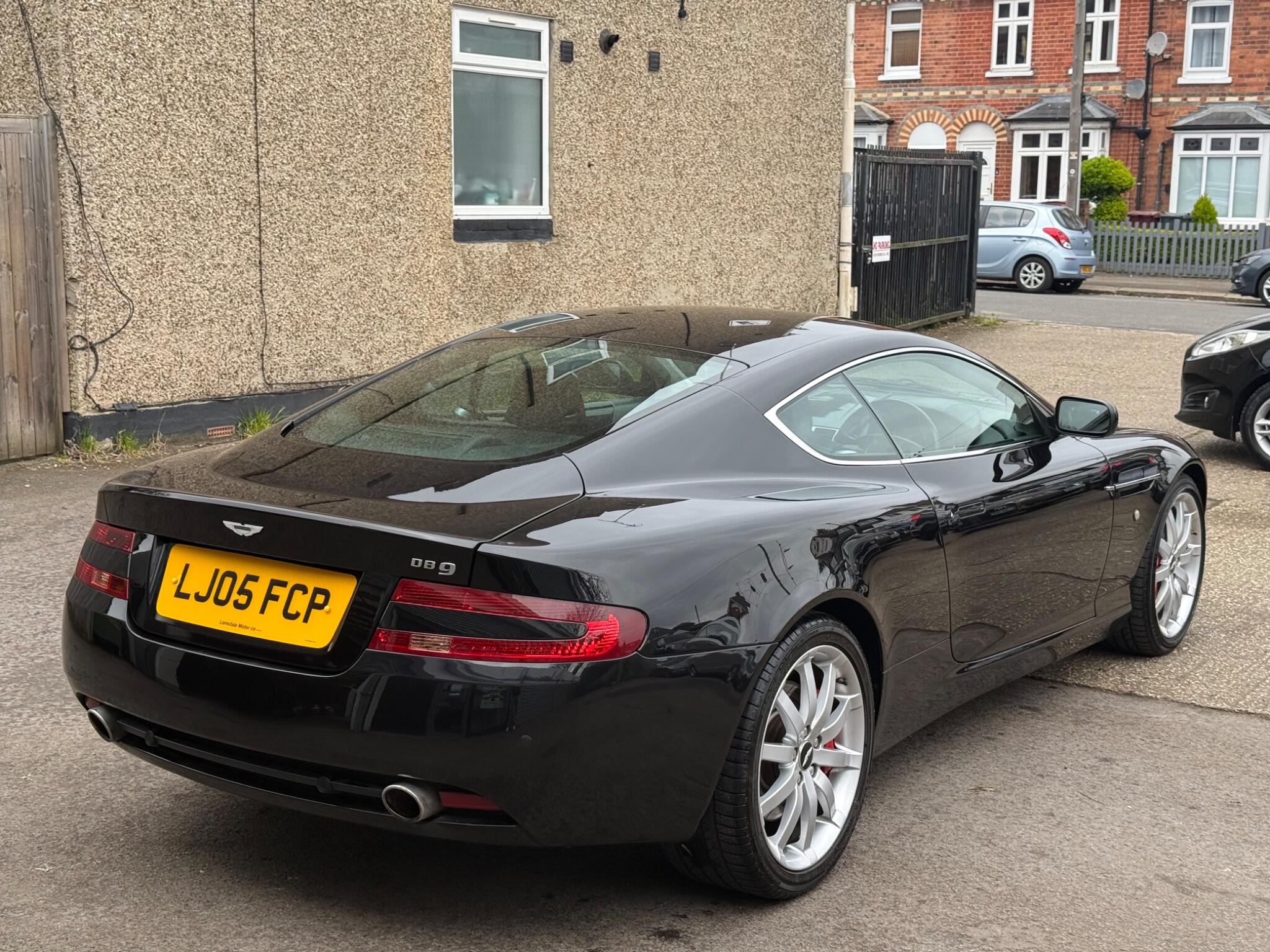 2005 Aston Martin DB9 5.9 Coupe 2dr Petrol Seq (394 g/km, 450 bhp) image 23