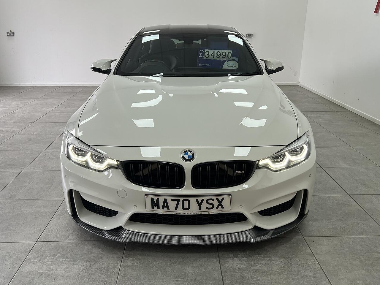 BMW M4 view 7
