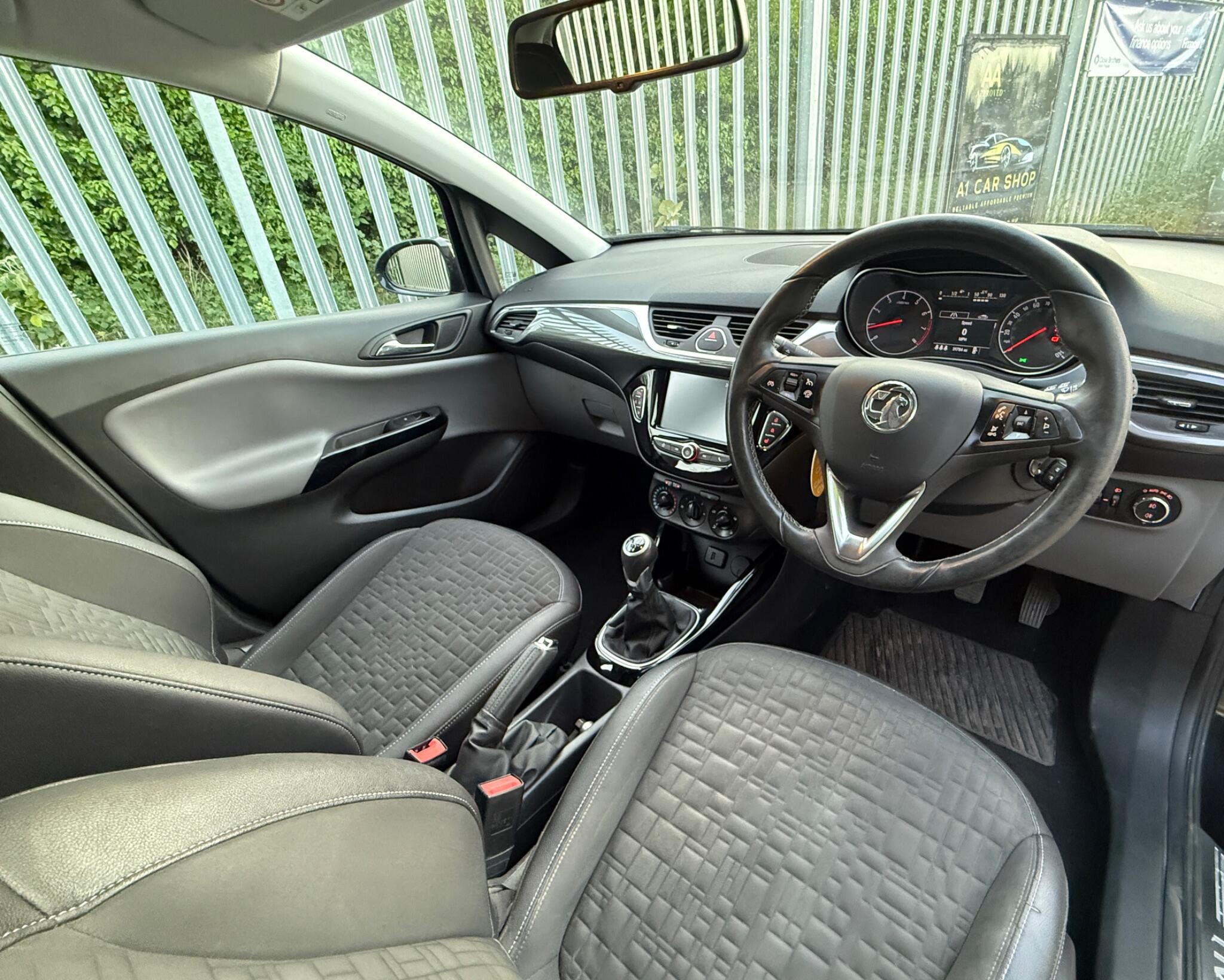 2016 Vauxhall Corsa image 17