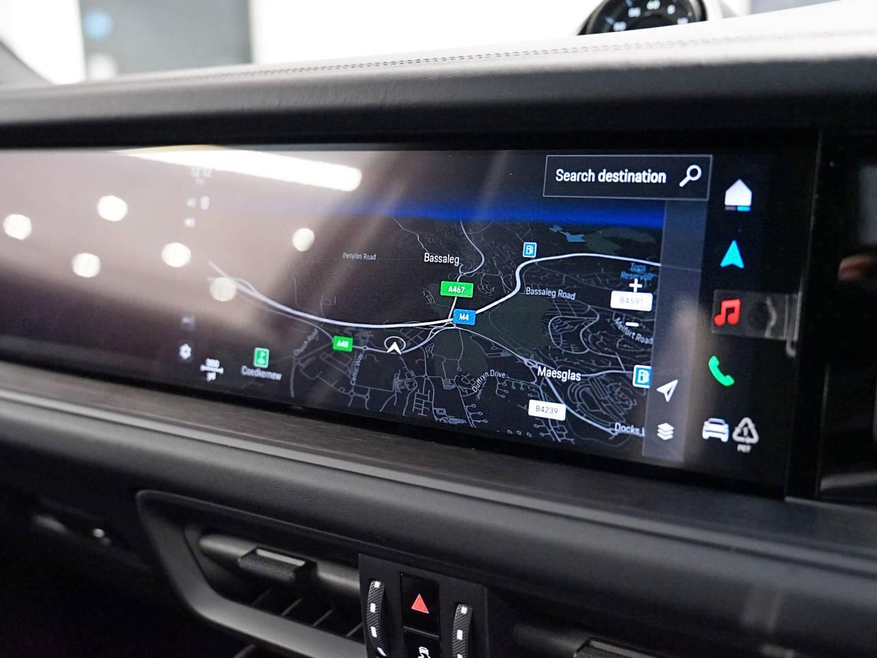 Porsche Cayenne view 38