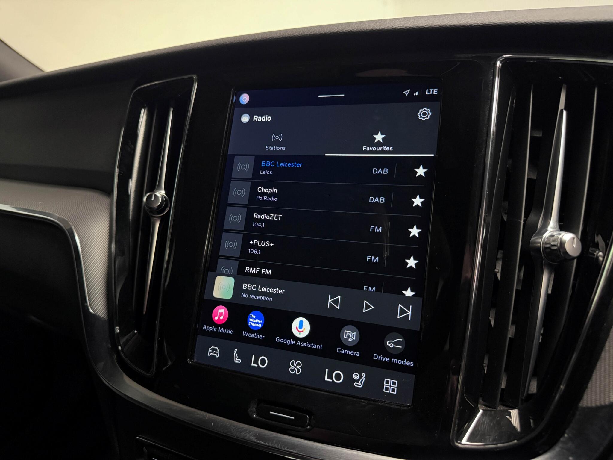 Volvo V60 view 45