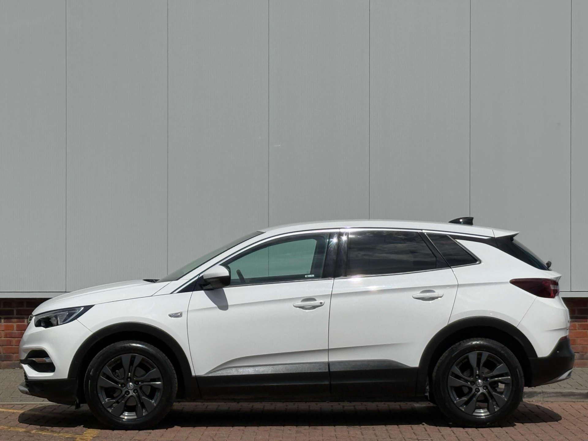 Vauxhall Grandland X view 10