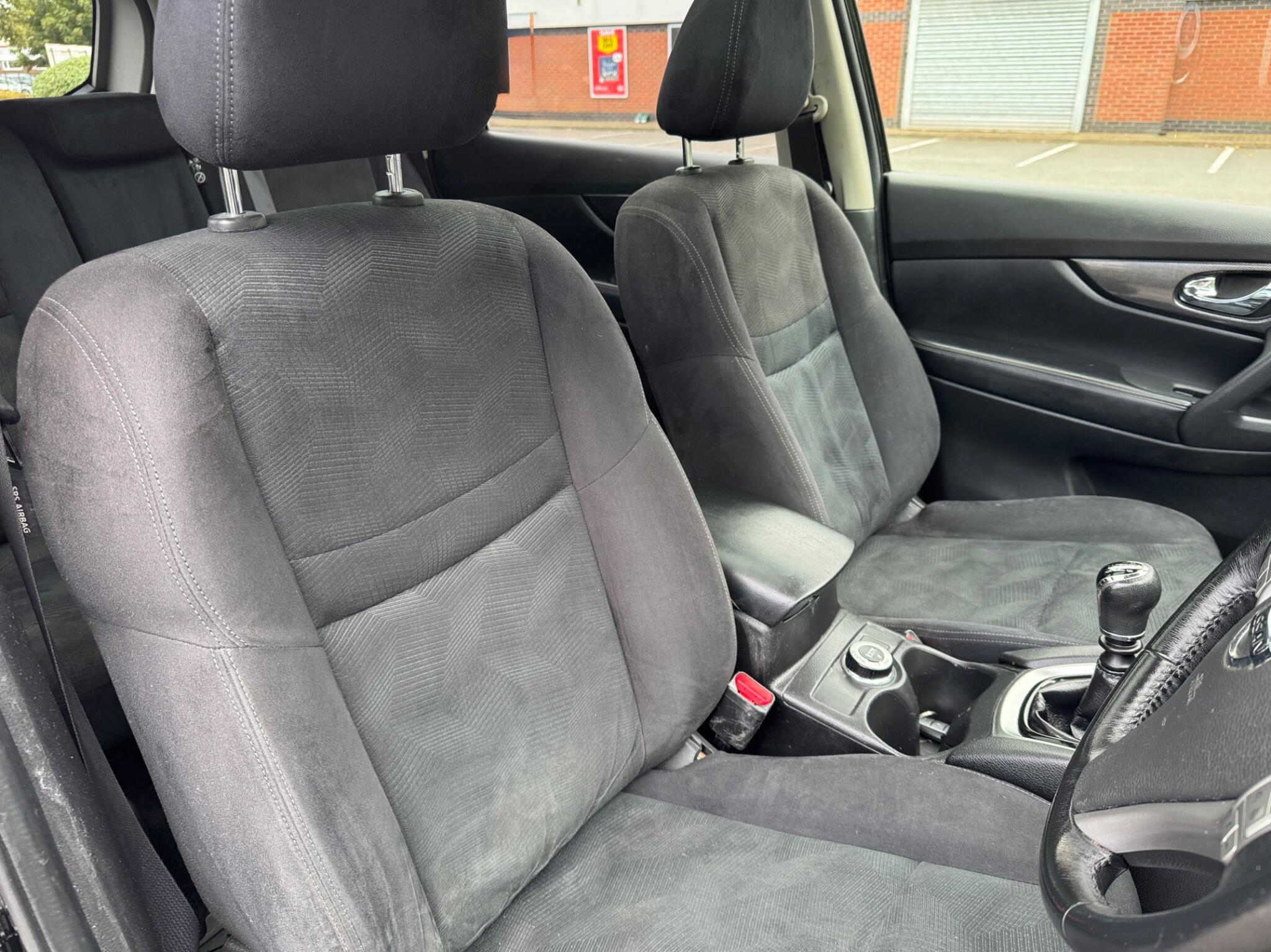 Nissan X-Trail view 26