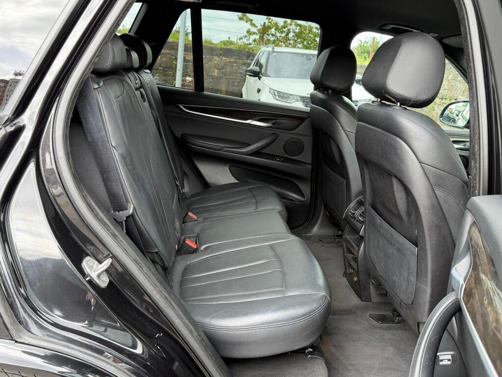 BMW X5 view 18