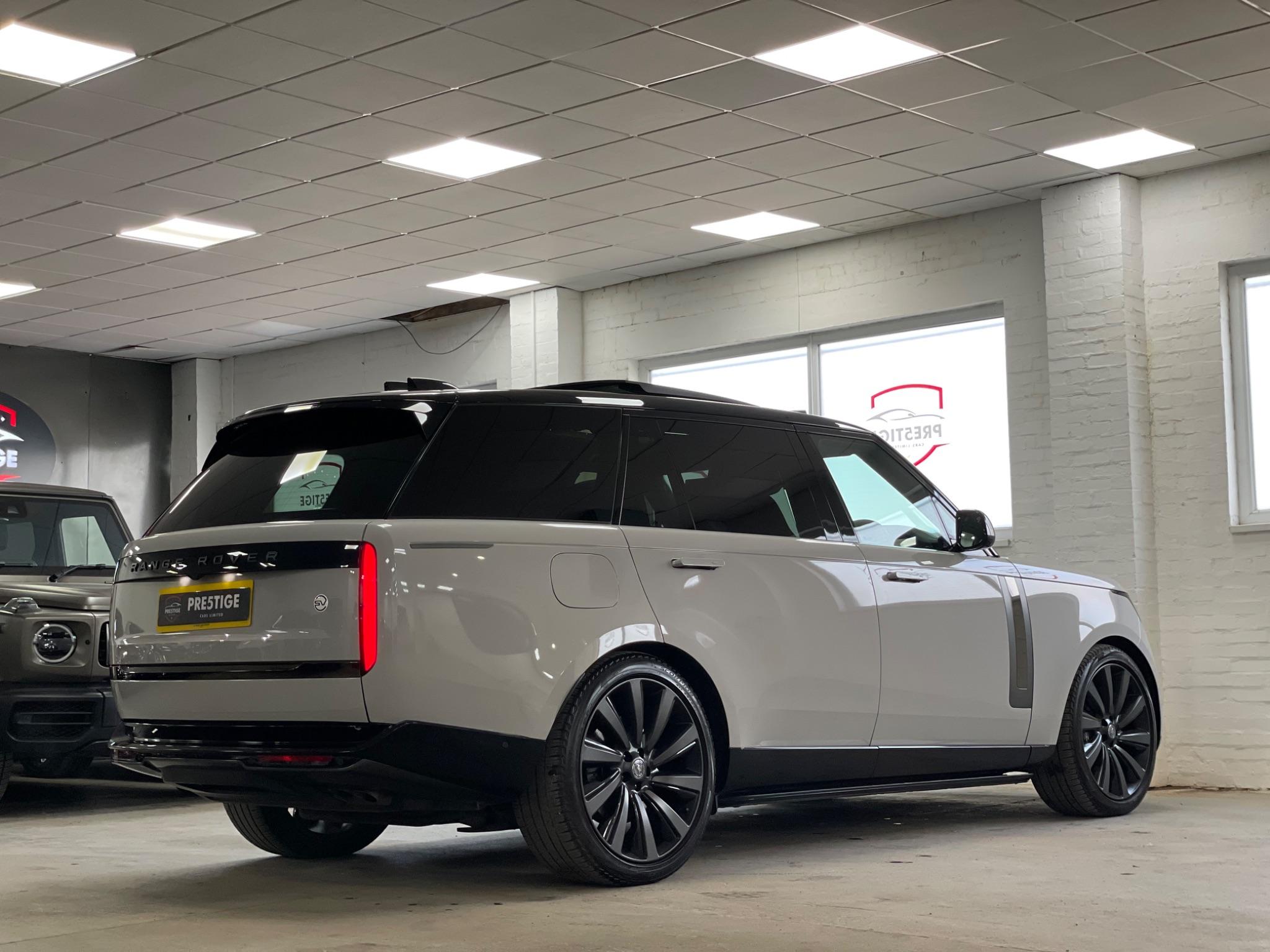 Land Rover Range Rover view 12