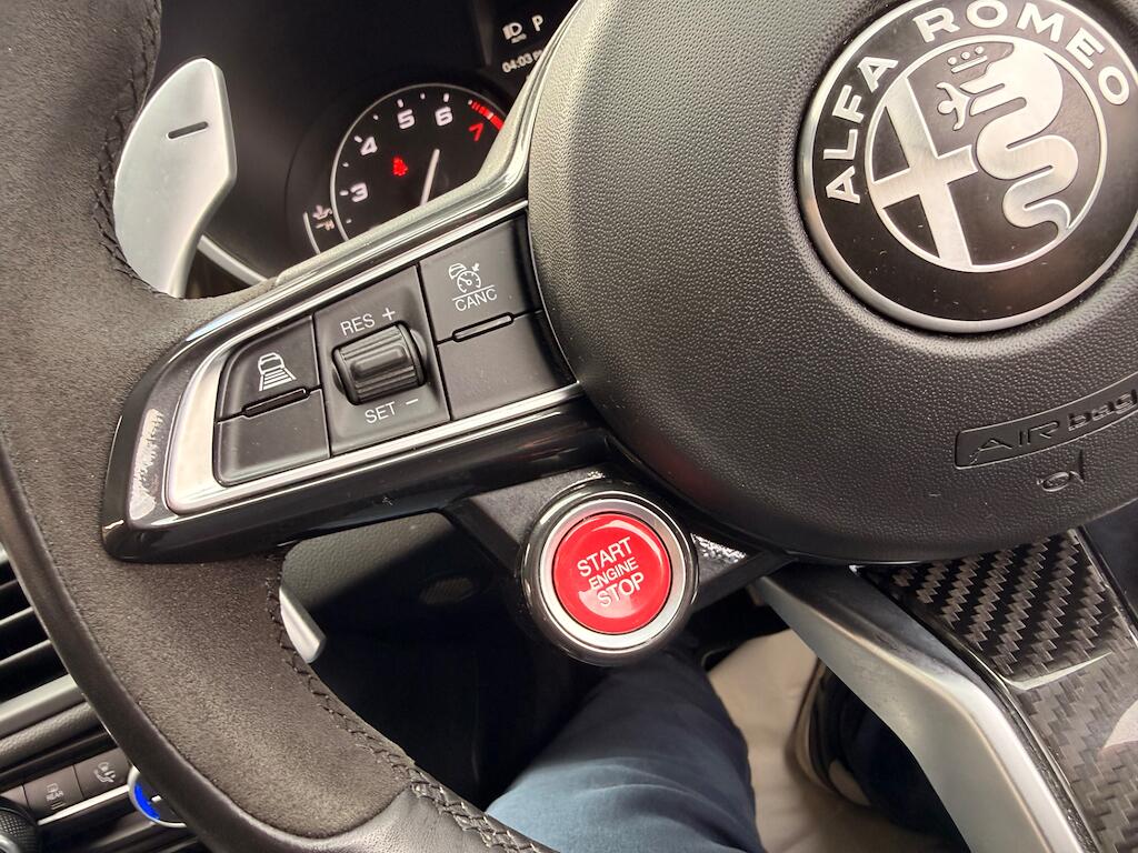 Alfa Romeo Giulia view 45