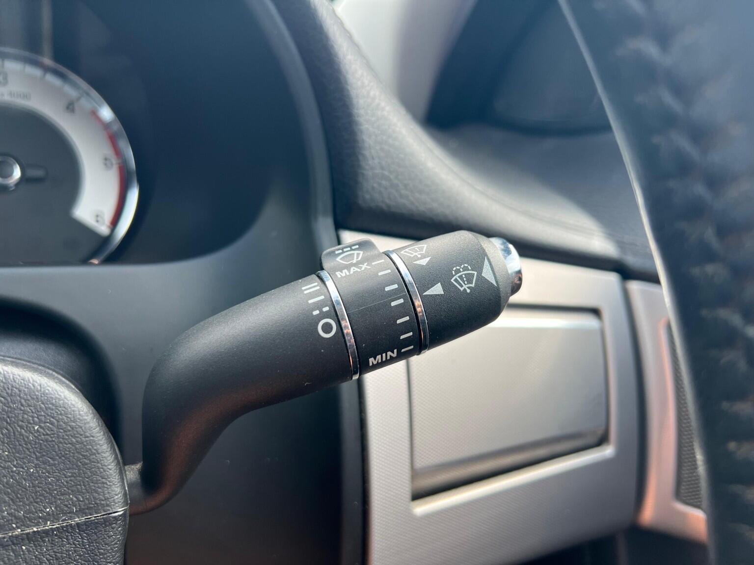 Jaguar XF view 31