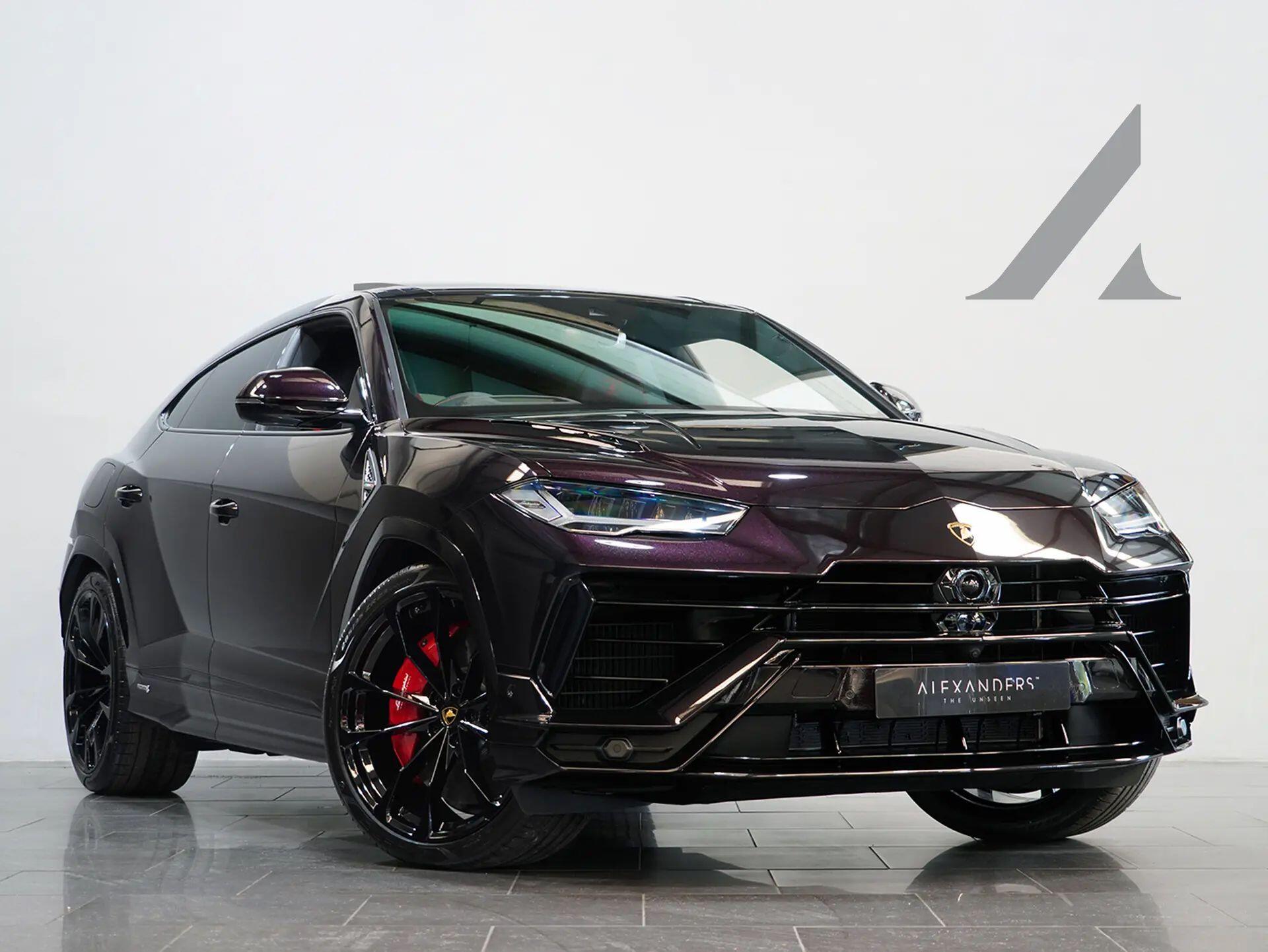 Lamborghini Urus main image