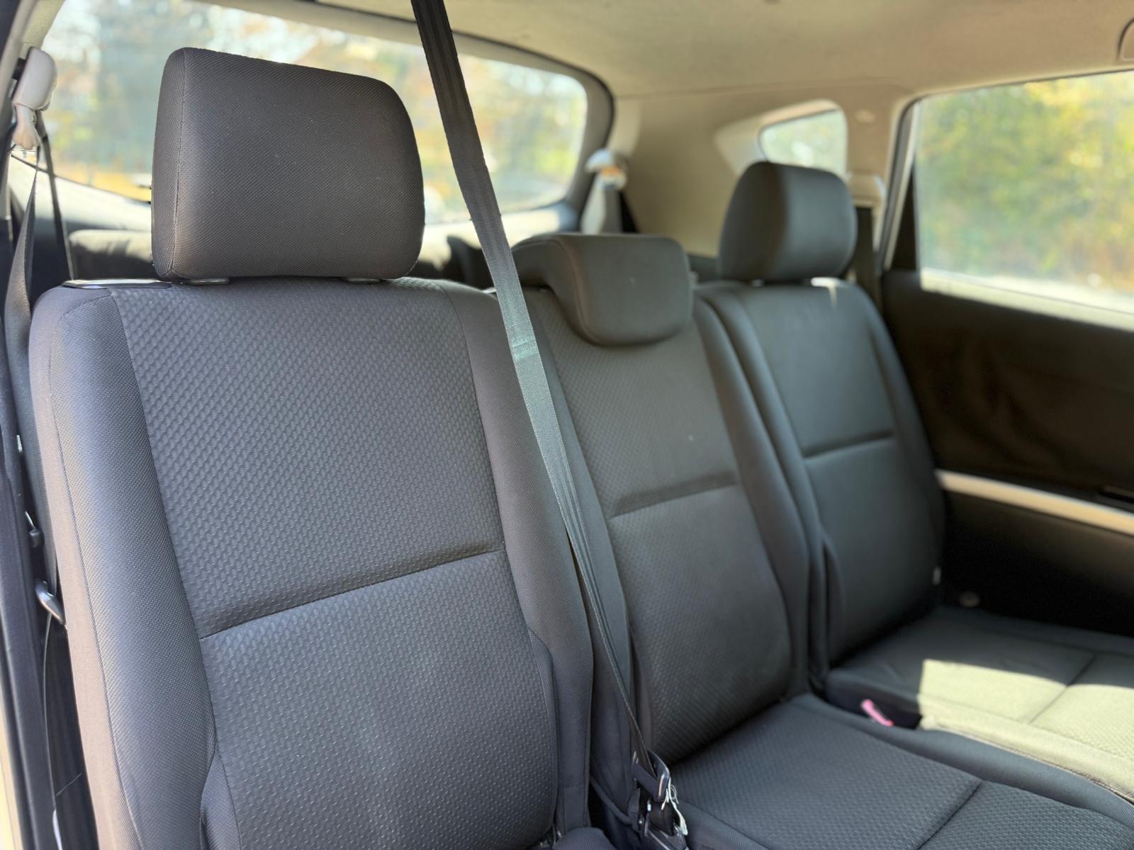Toyota Corolla Verso view 33