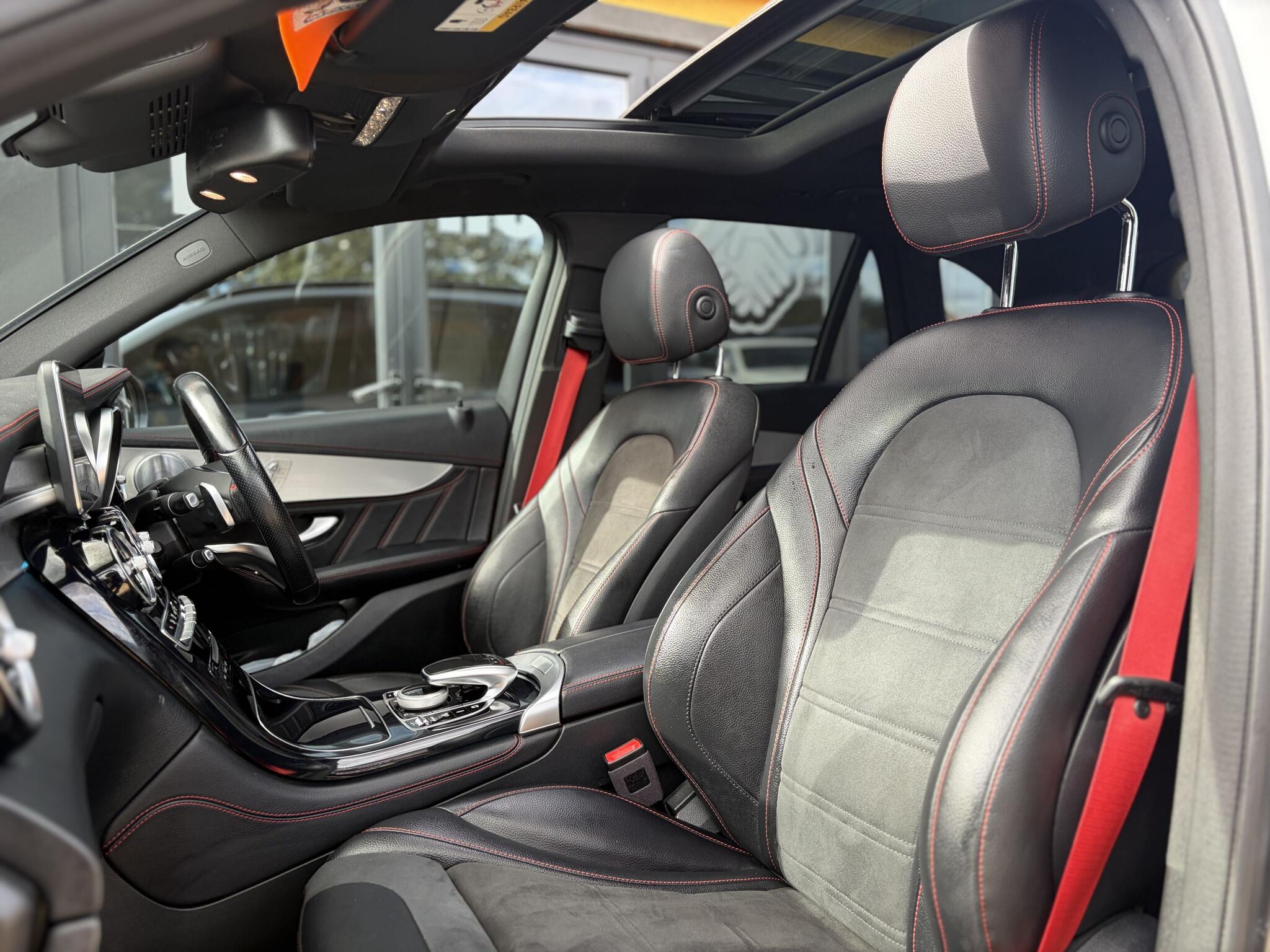 Mercedes-Benz GLC view 19