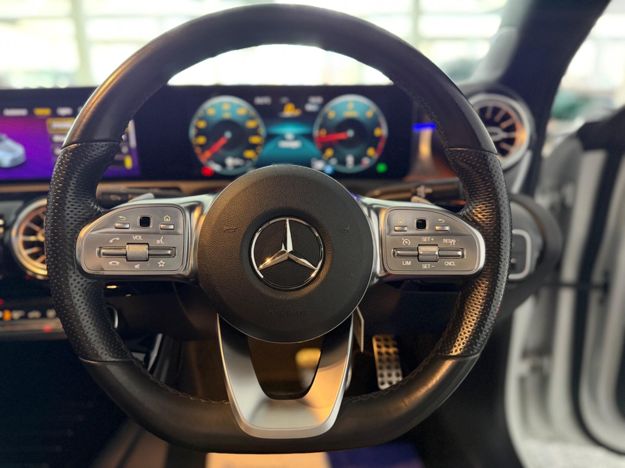 Mercedes-Benz Cla view 25