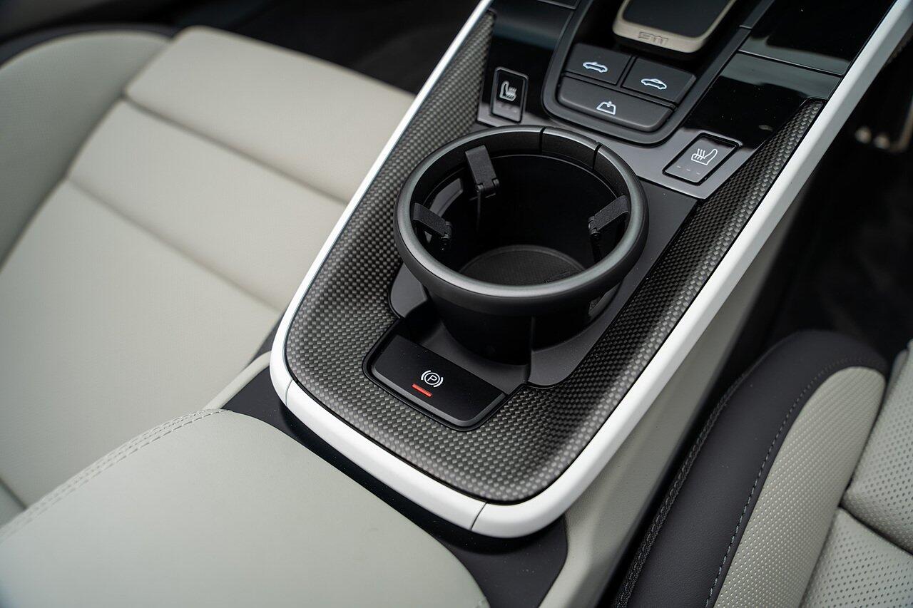 Porsche 911 view 59