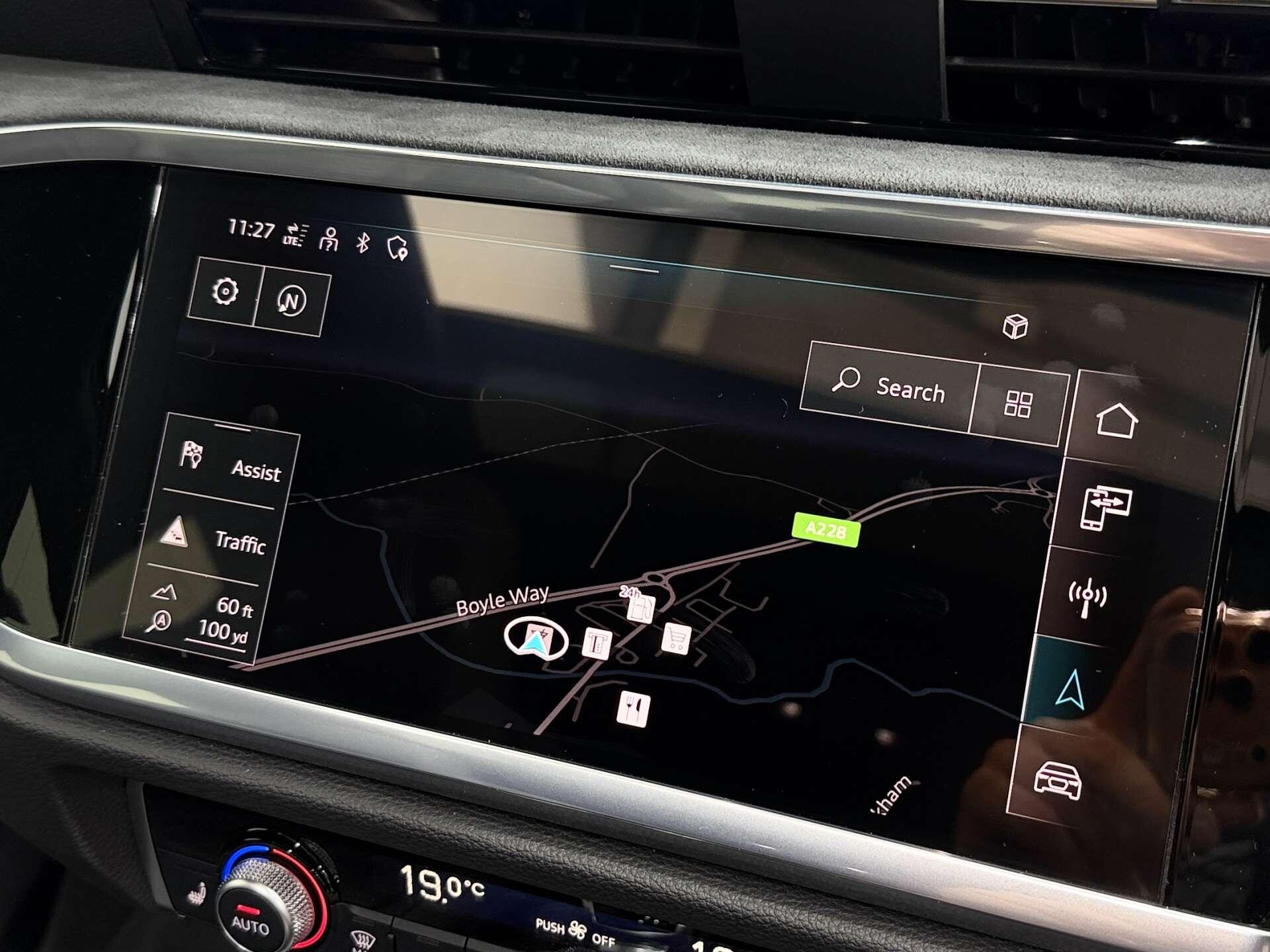Audi RS Q3 view 48
