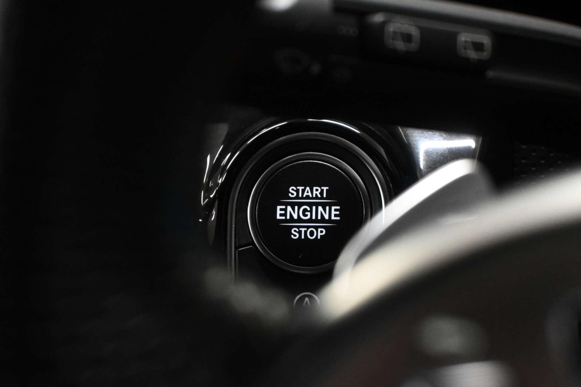 Mercedes-Benz A-Class view 14