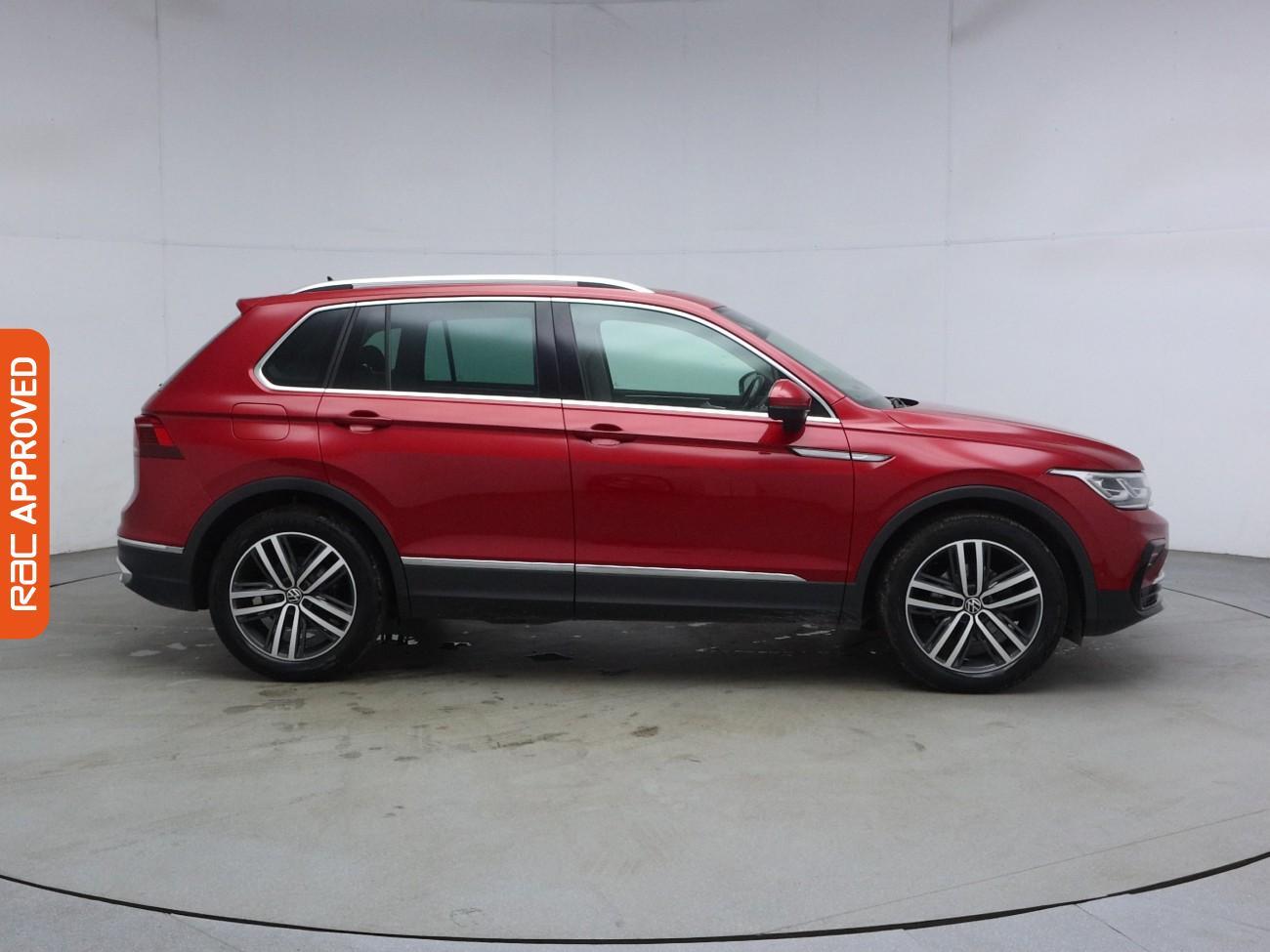 Volkswagen Tiguan view 6