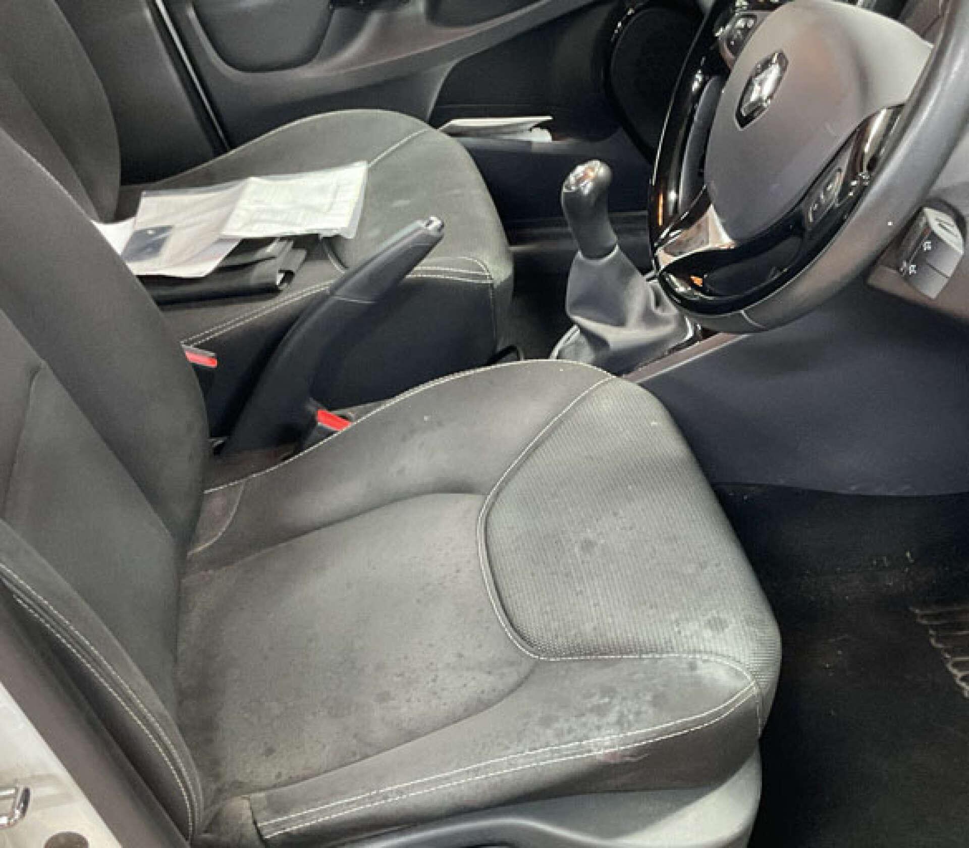Renault Clio view 4