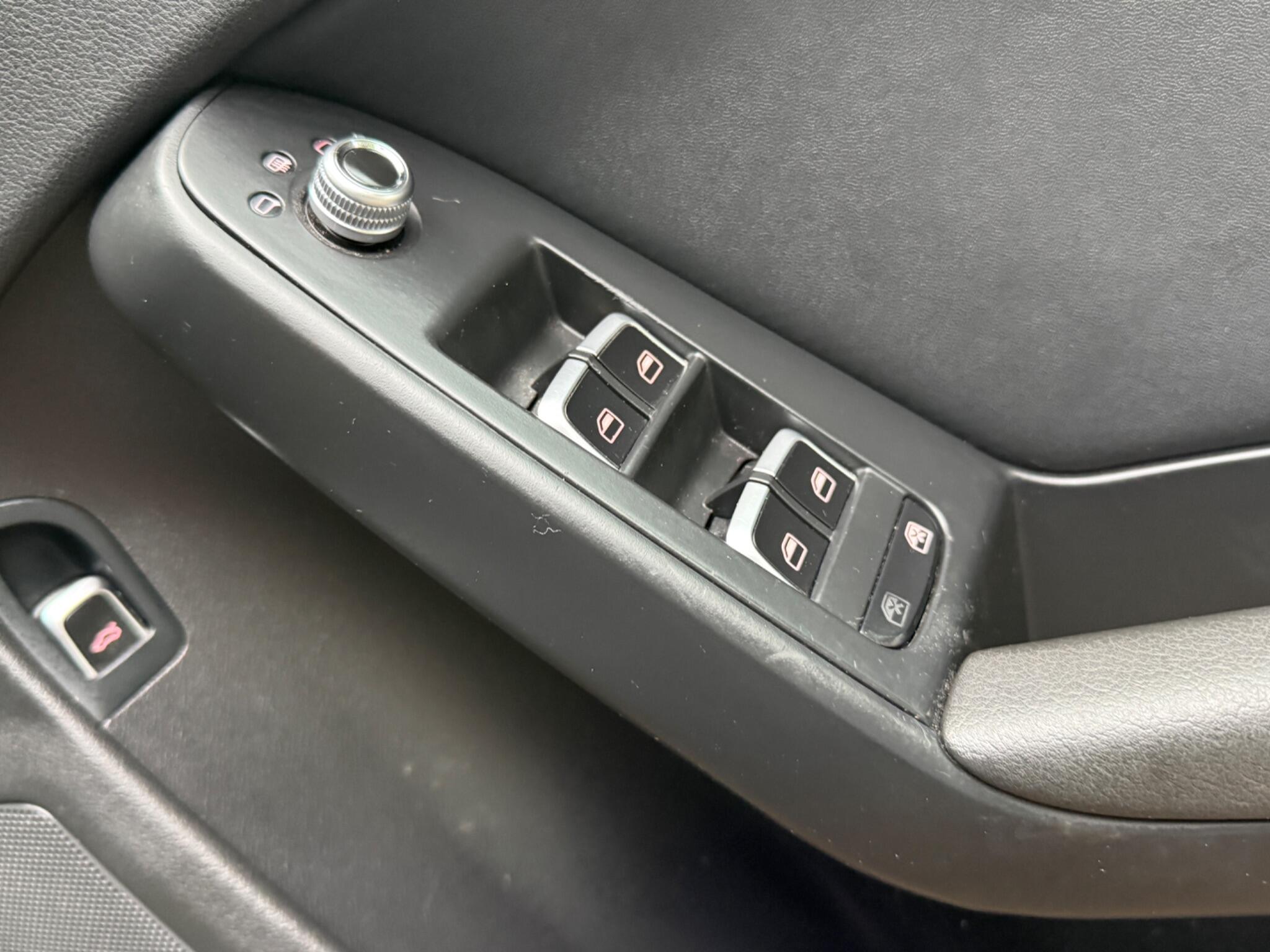 2015 Audi A4 Avant image 39