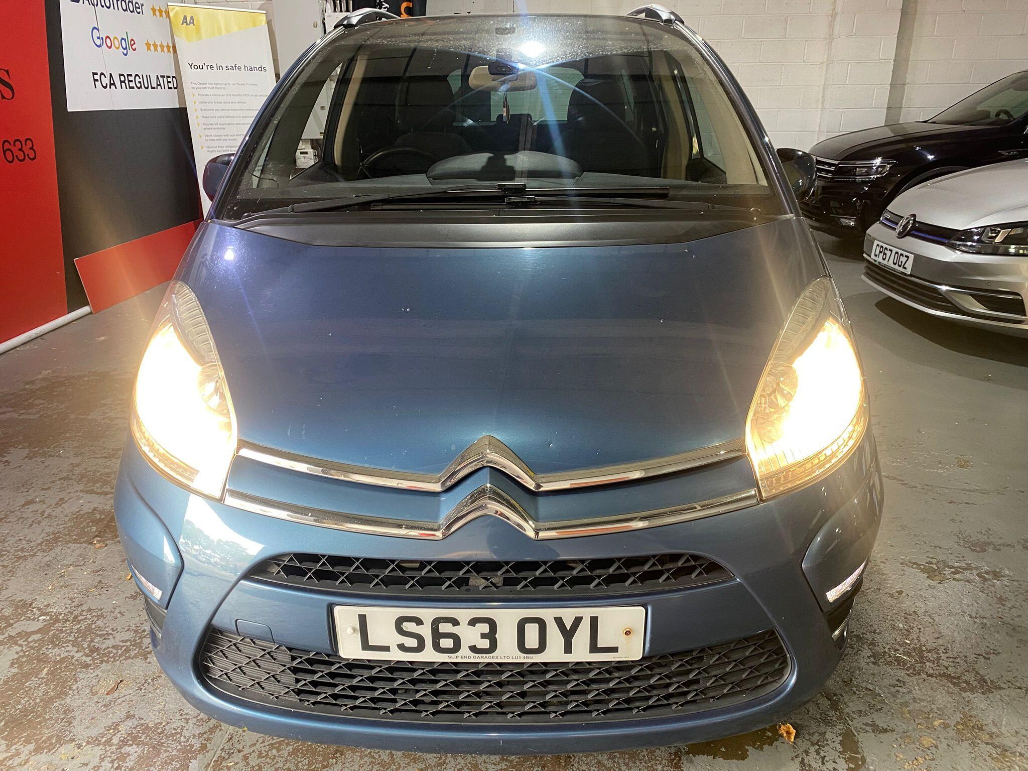 Citroen Grand C4 Picasso view 10