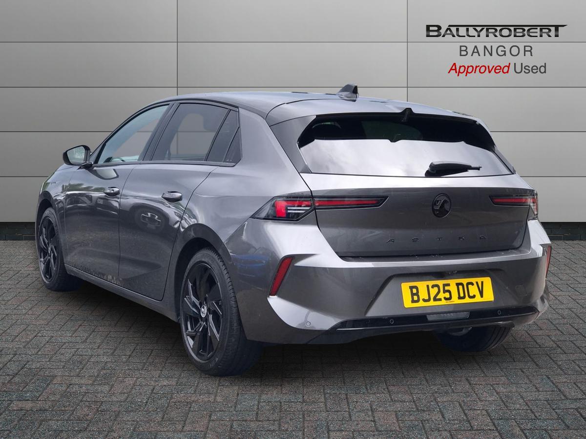 Vauxhall Astra view 2