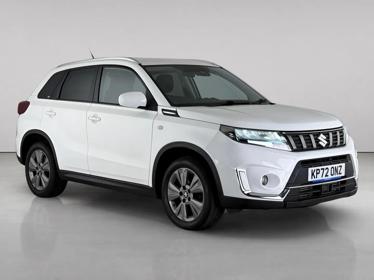 2022 Suzuki Vitara in White for sale