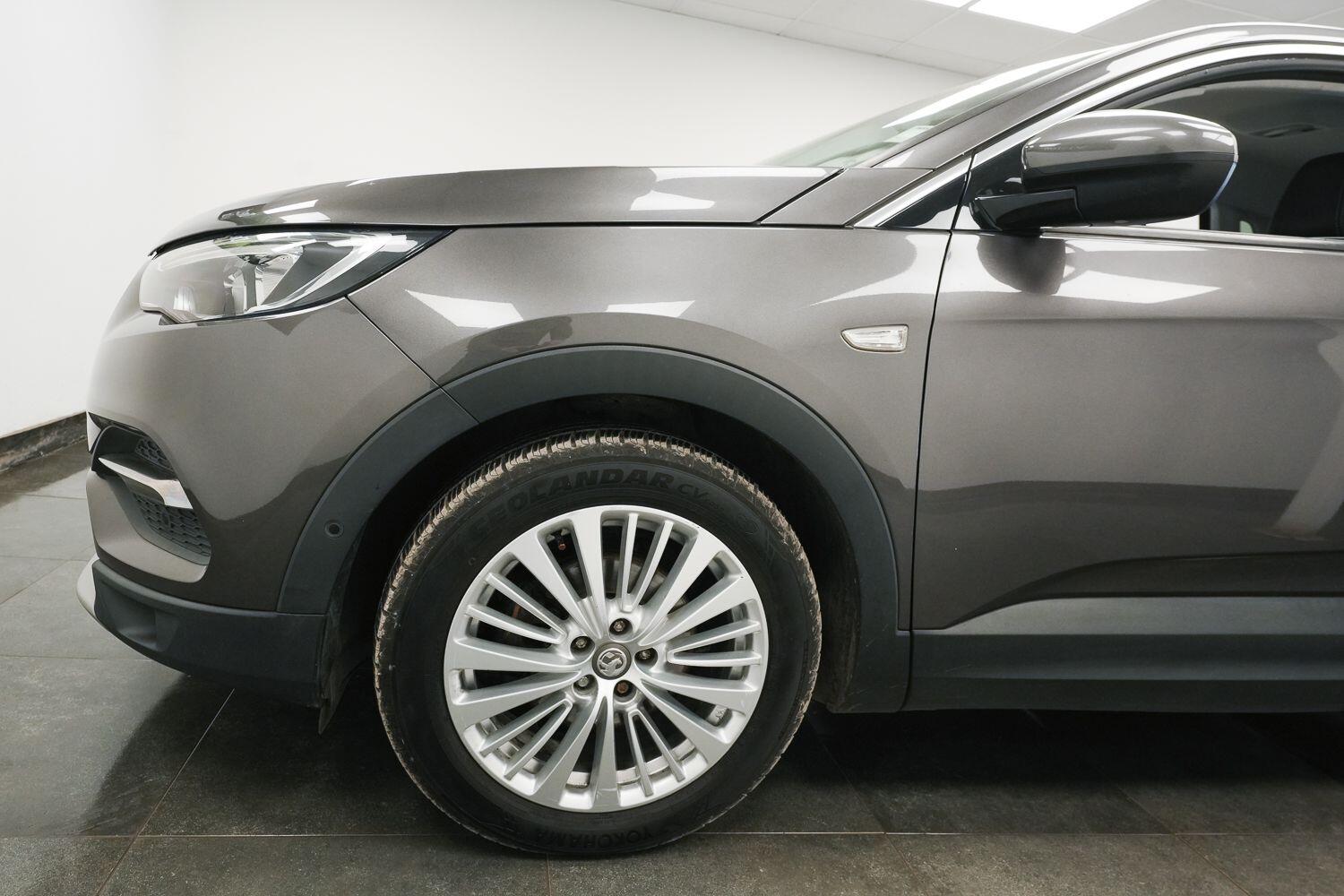 Vauxhall Grandland X view 6