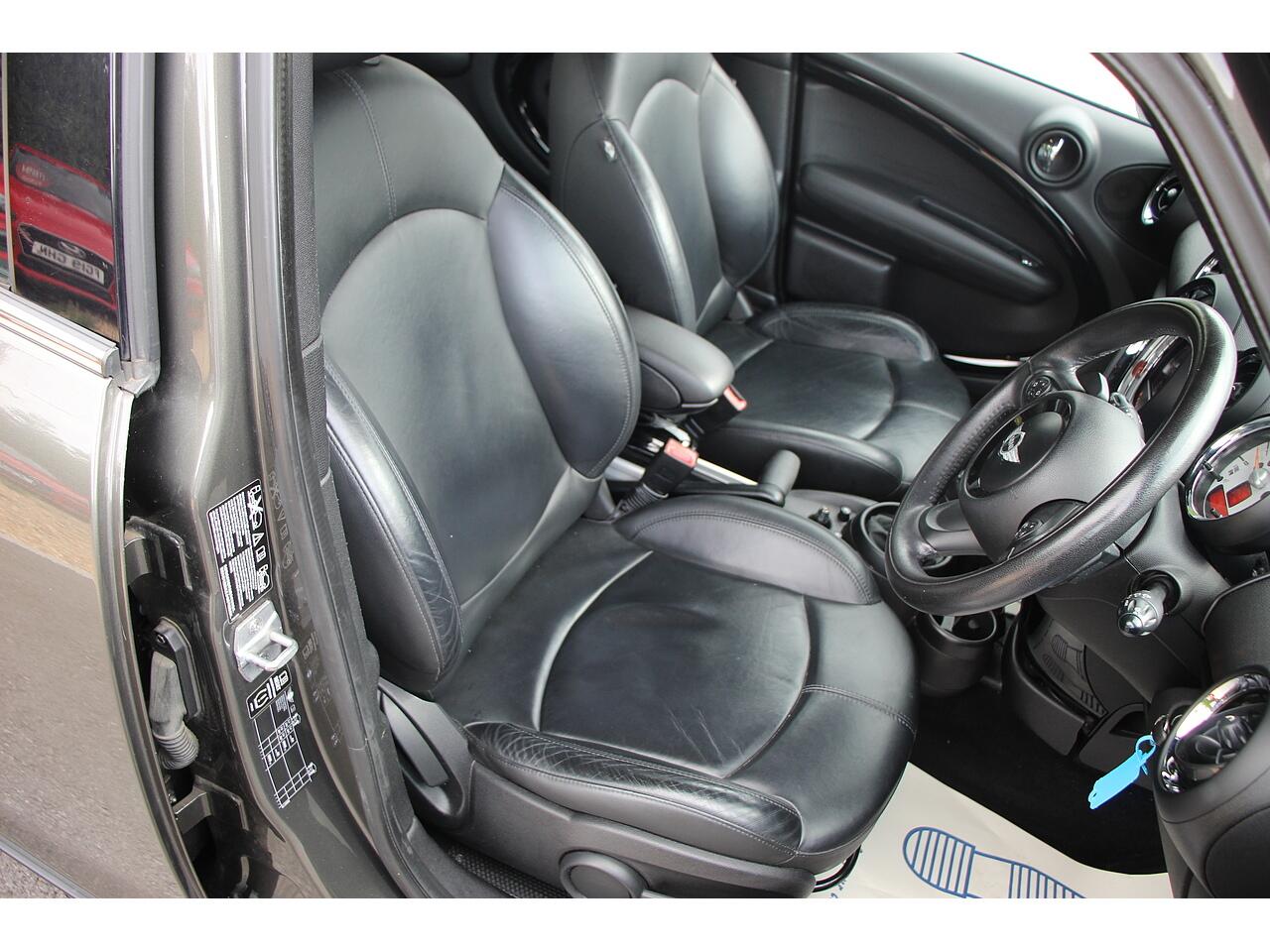 Mini Countryman view 15