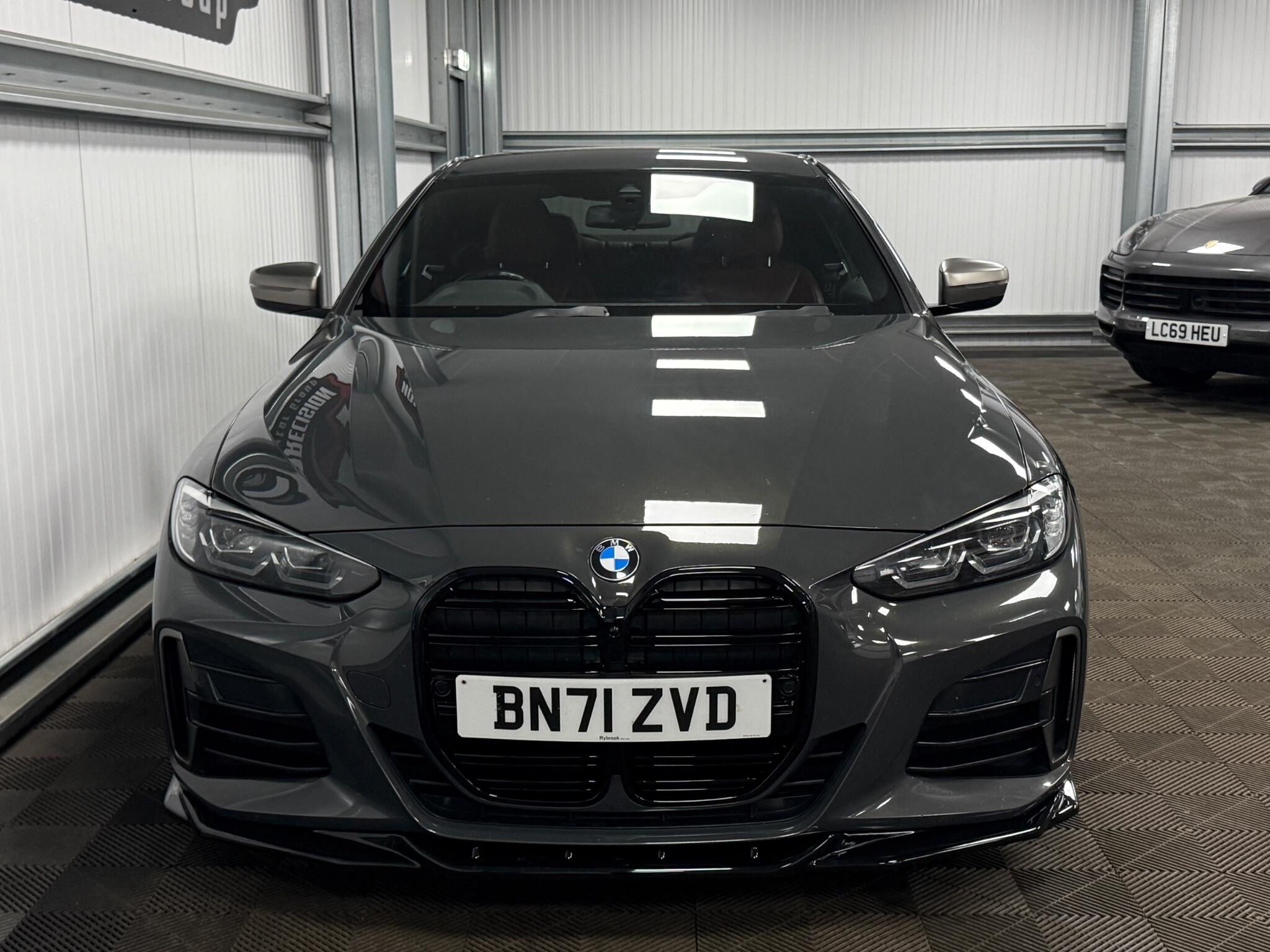 BMW 4 Series view 9