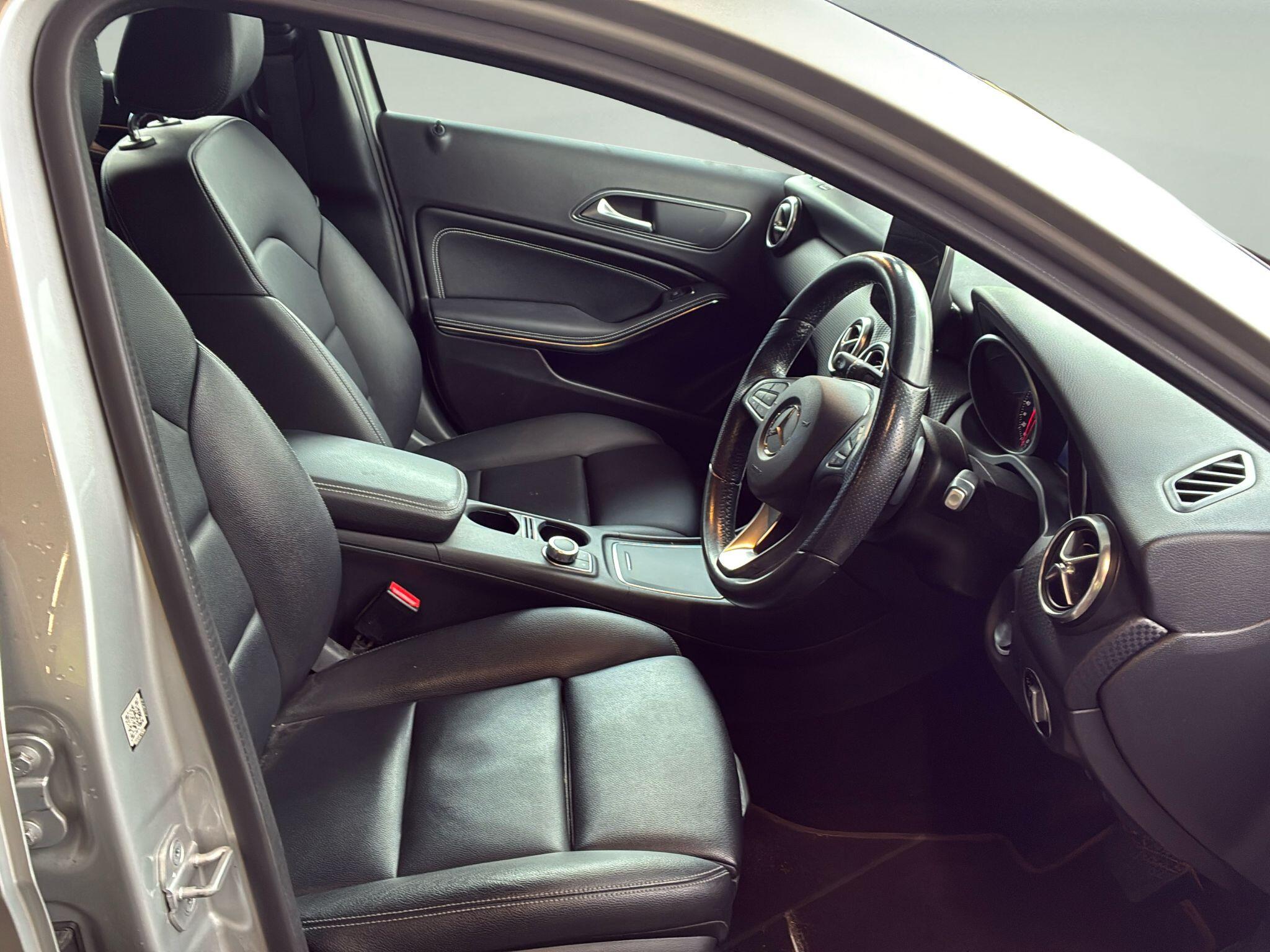 Mercedes-Benz A-Class view 9