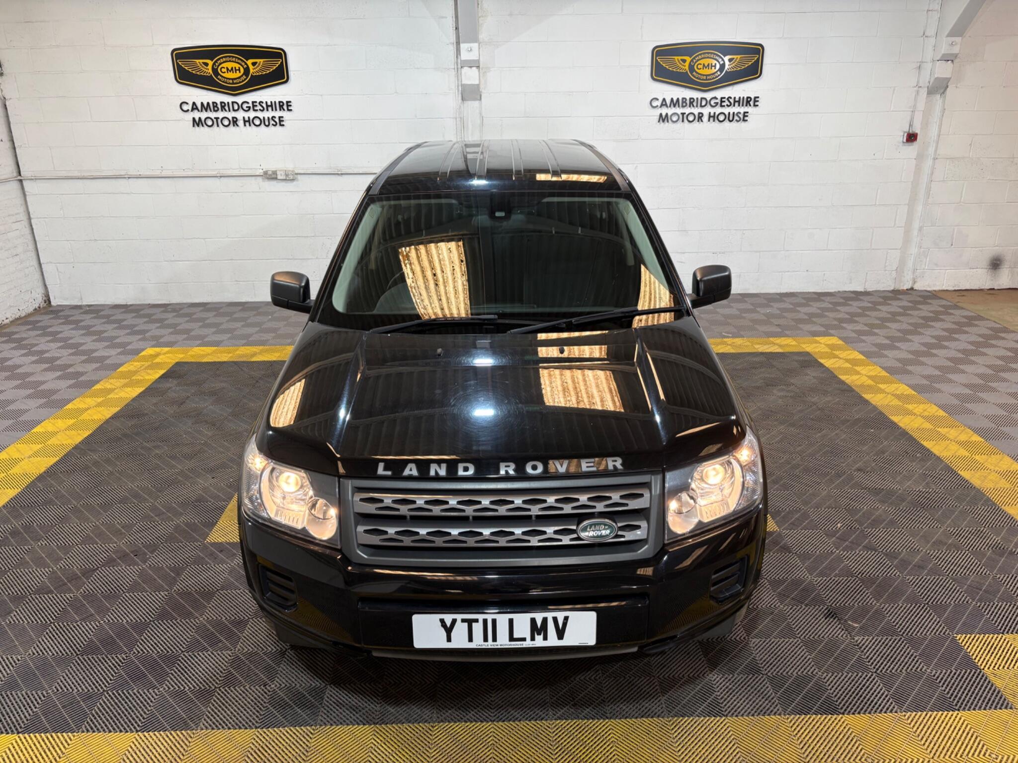 Land Rover Freelander 2 view 2