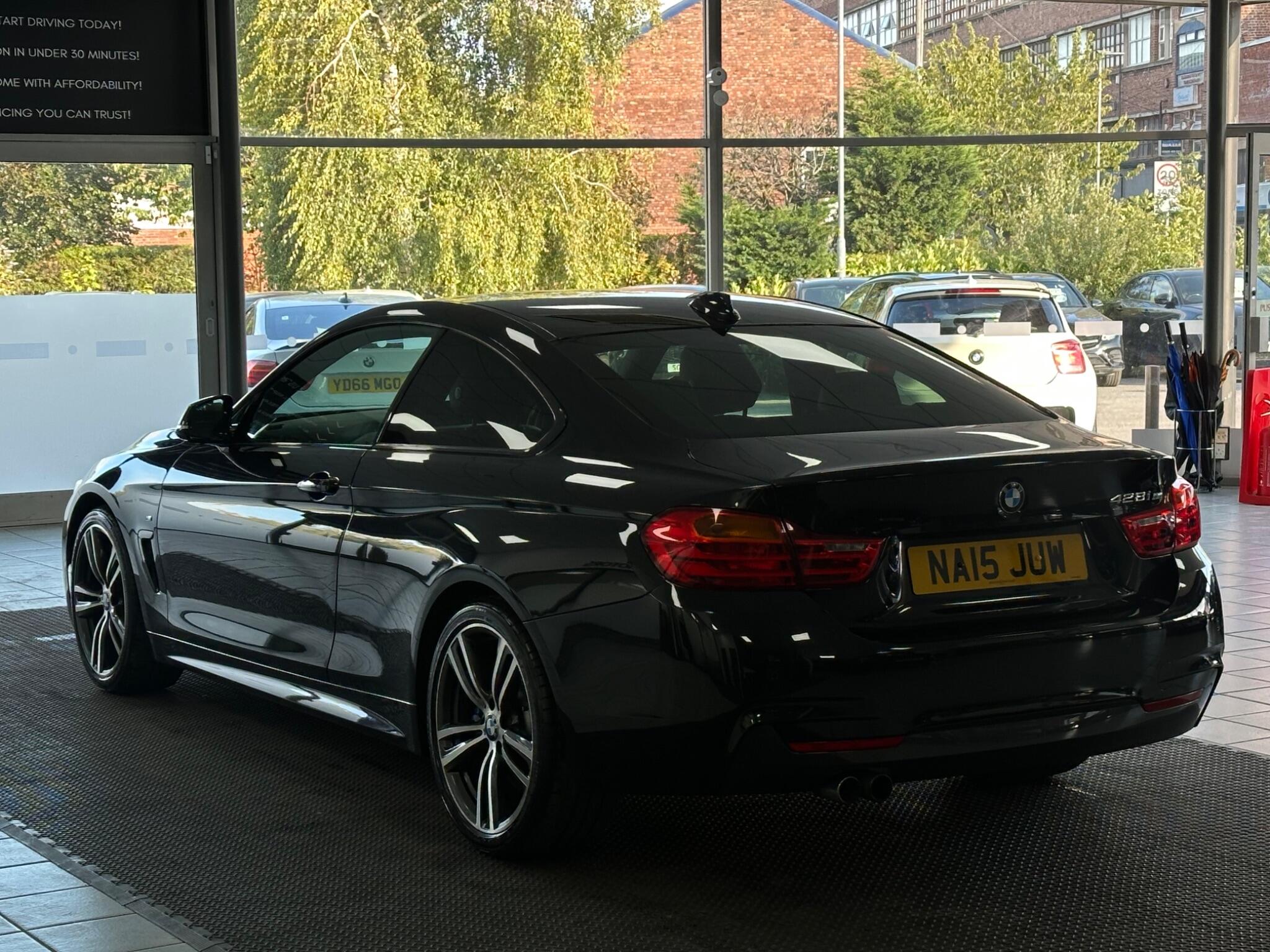 BMW 4 Series view 8