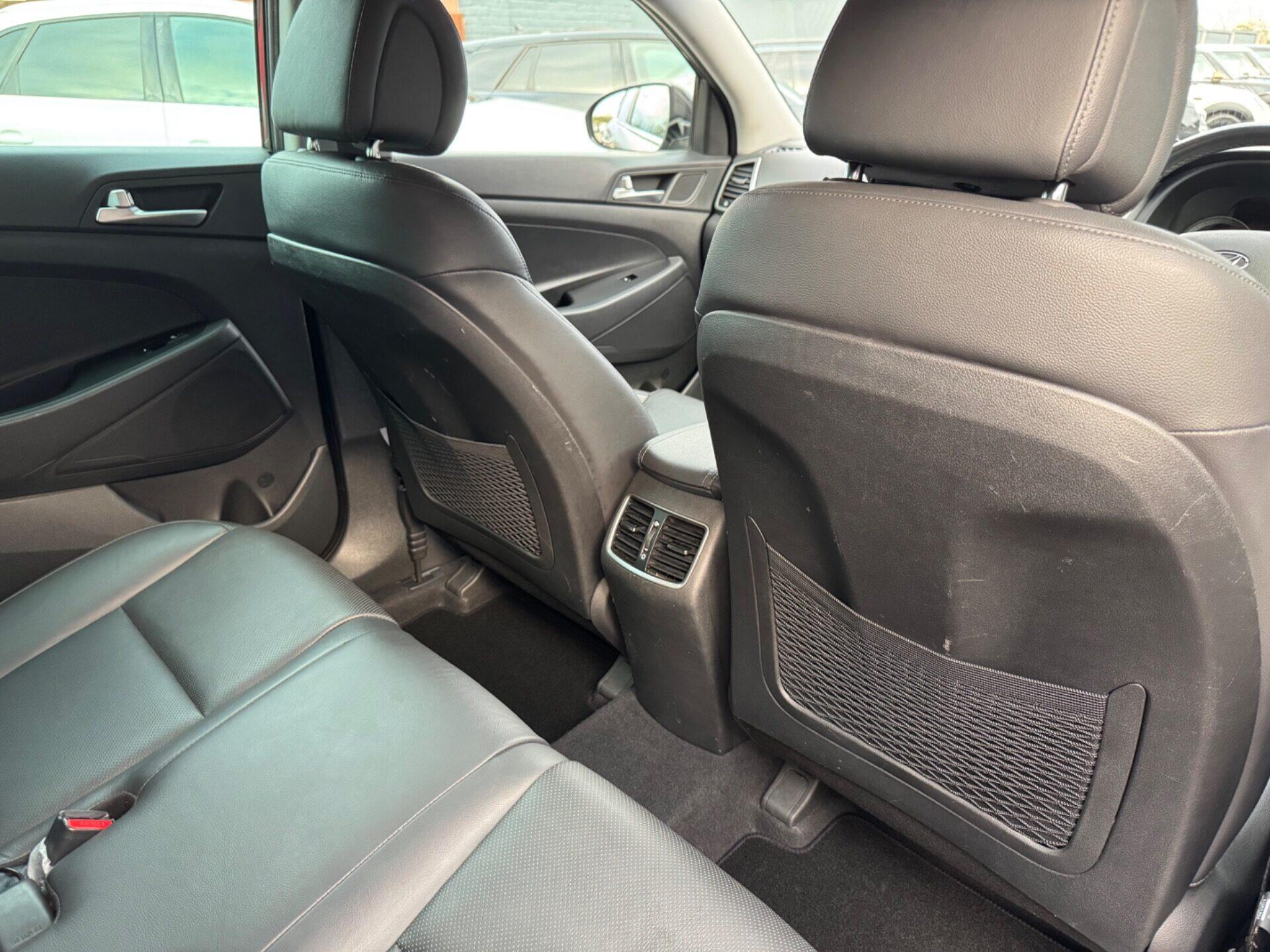 Hyundai Tucson view 45