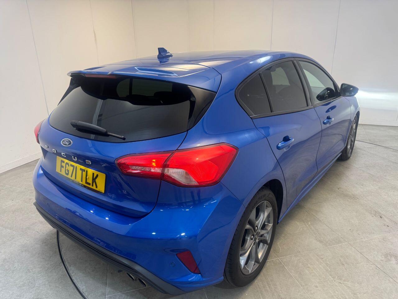 Ford Focus view 29