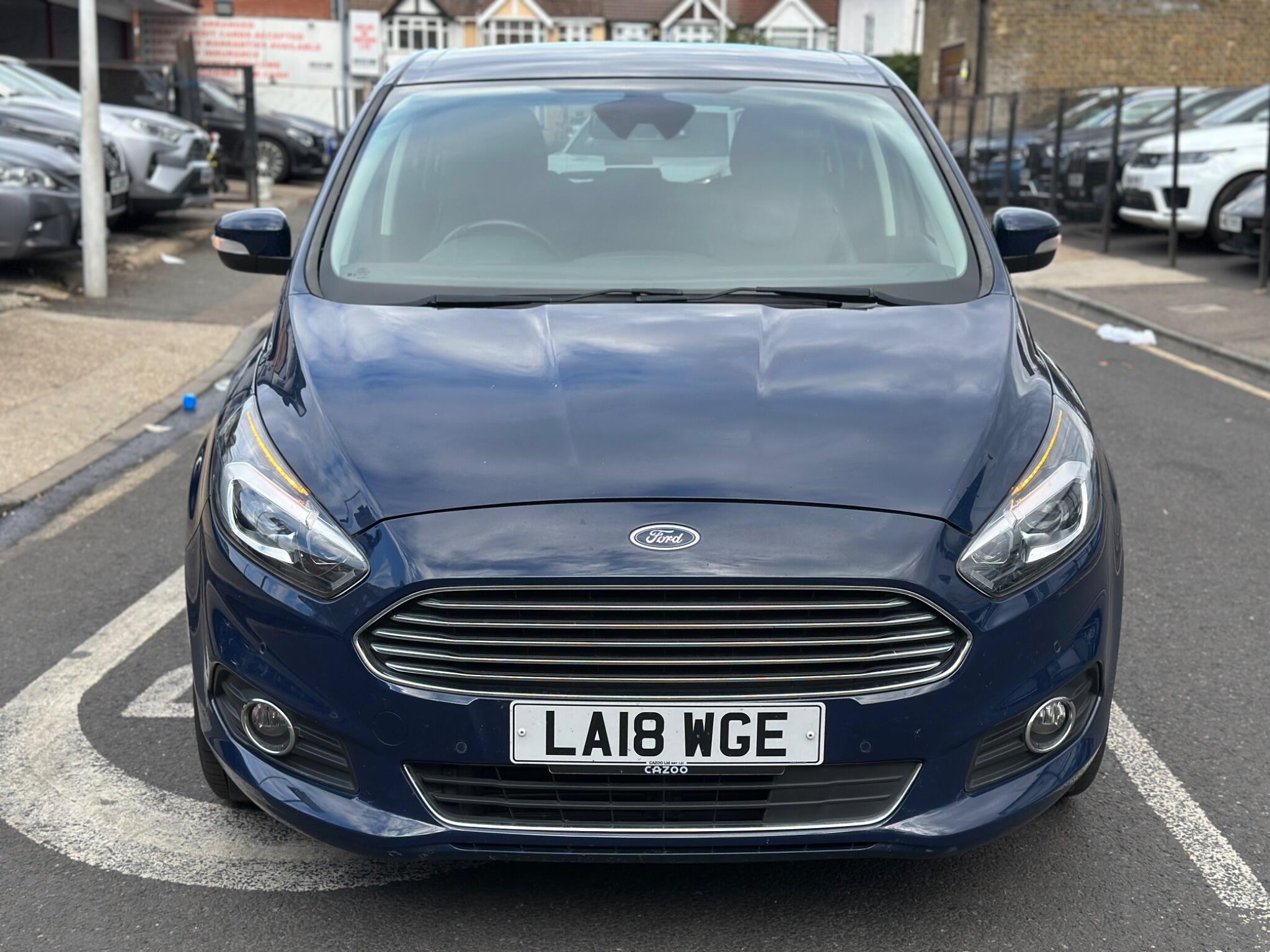 Ford S-Max view 2