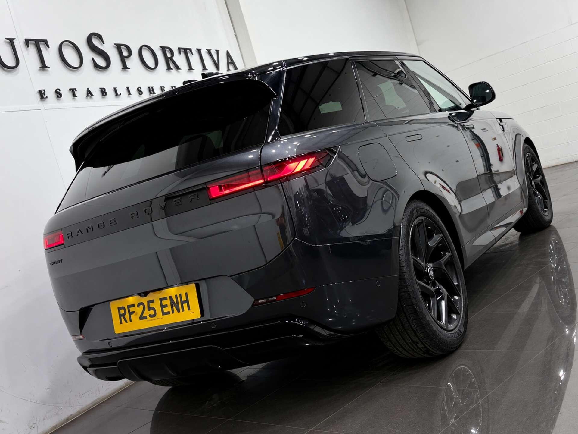 Land Rover Range Rover Sport view 25