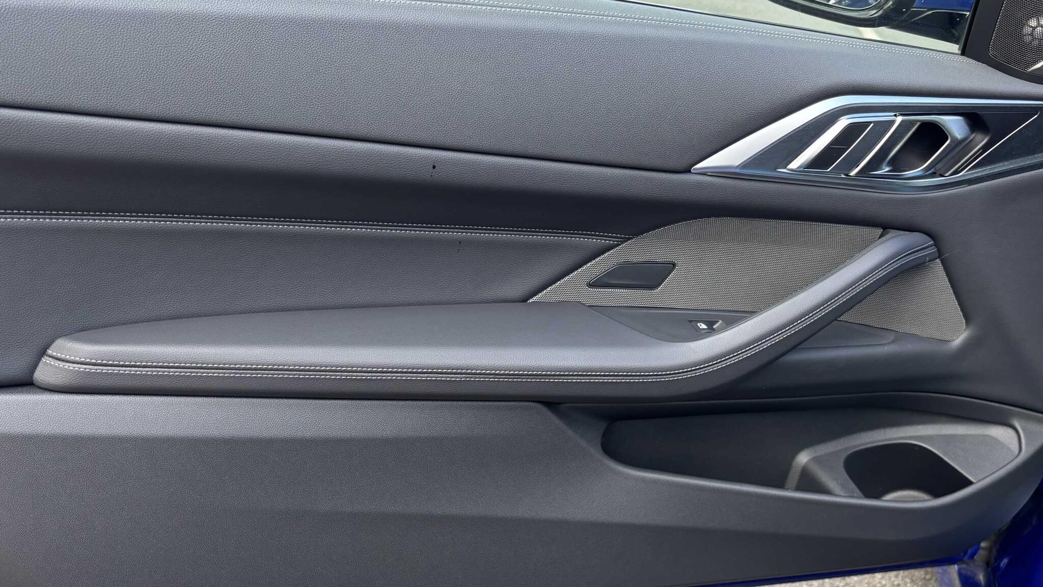 BMW 4 Series view 23