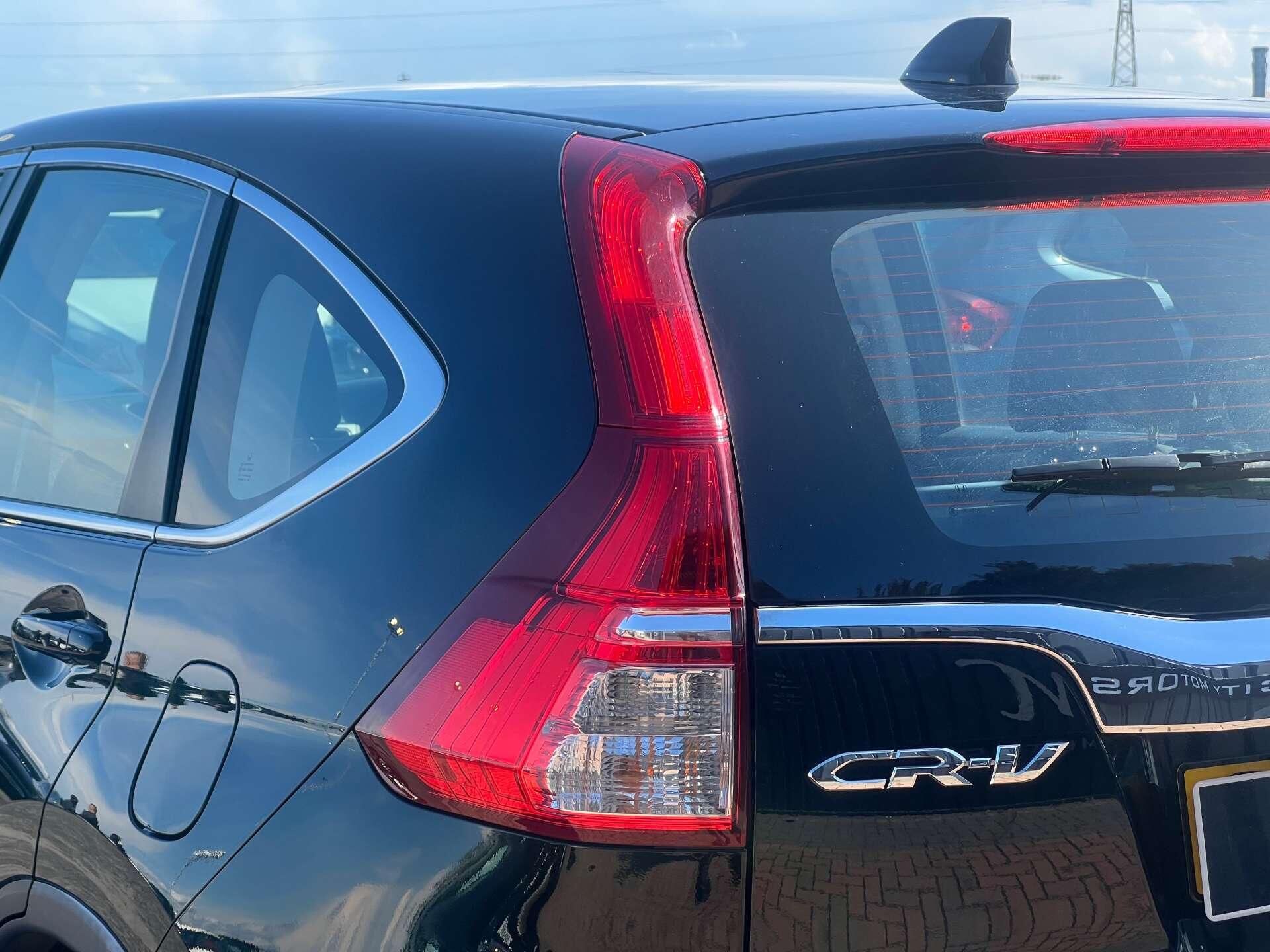Honda CR-V view 12