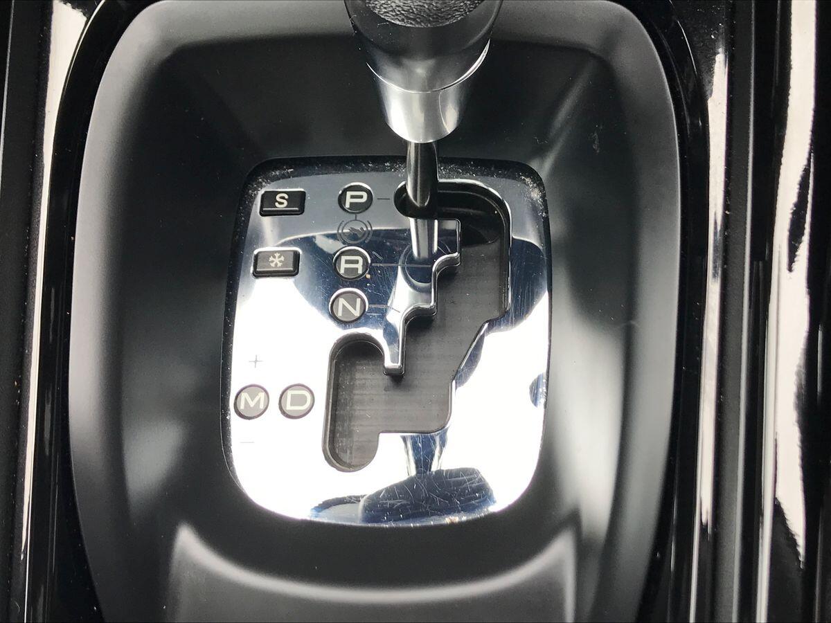 Peugeot 2008 view 17
