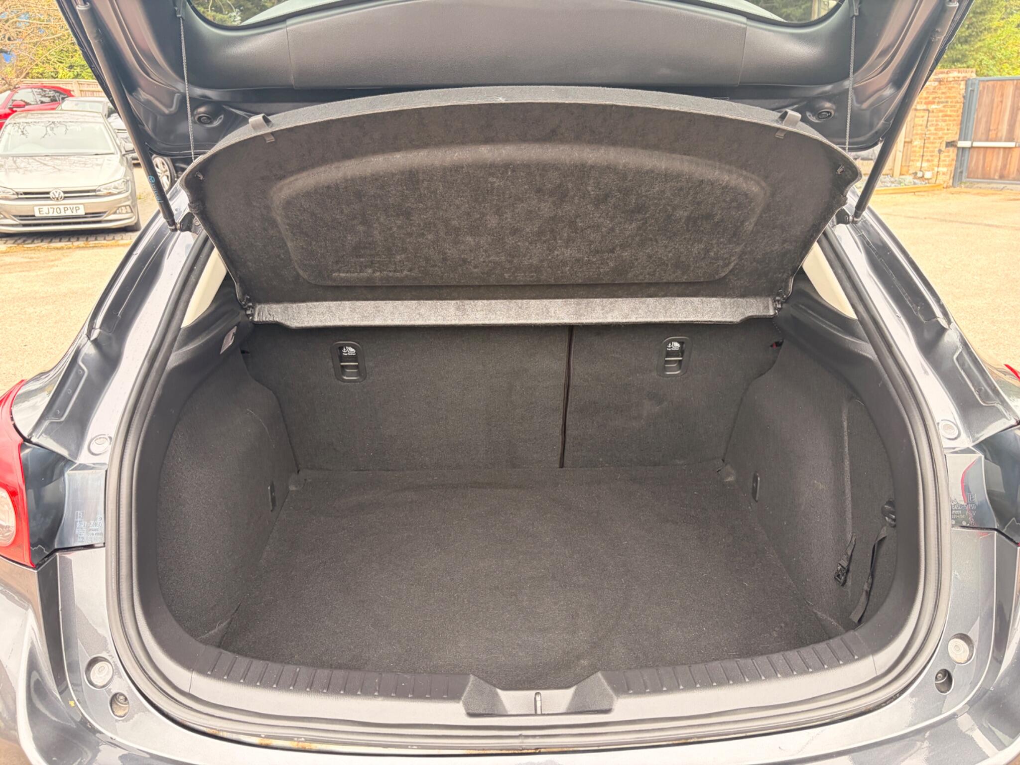 Mazda Skyactiv-G view 21