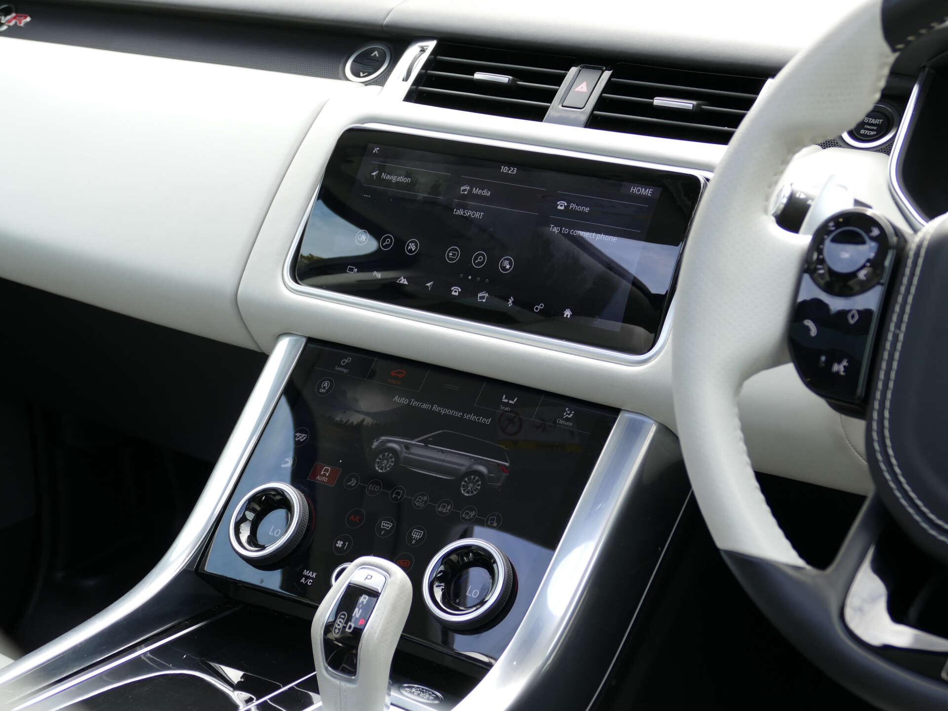 Land Rover Range Rover Sport view 23