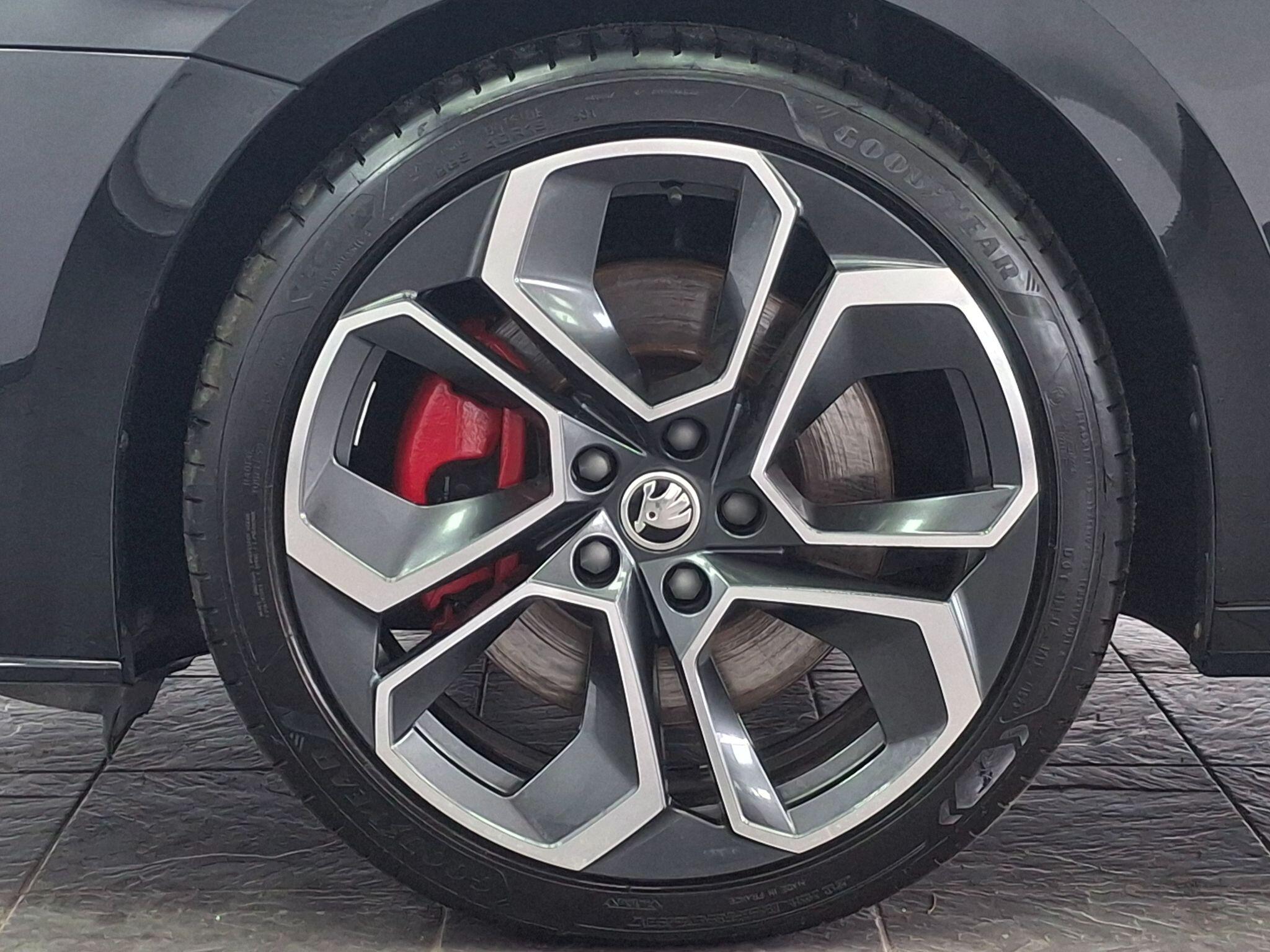 Skoda Octavia view 57