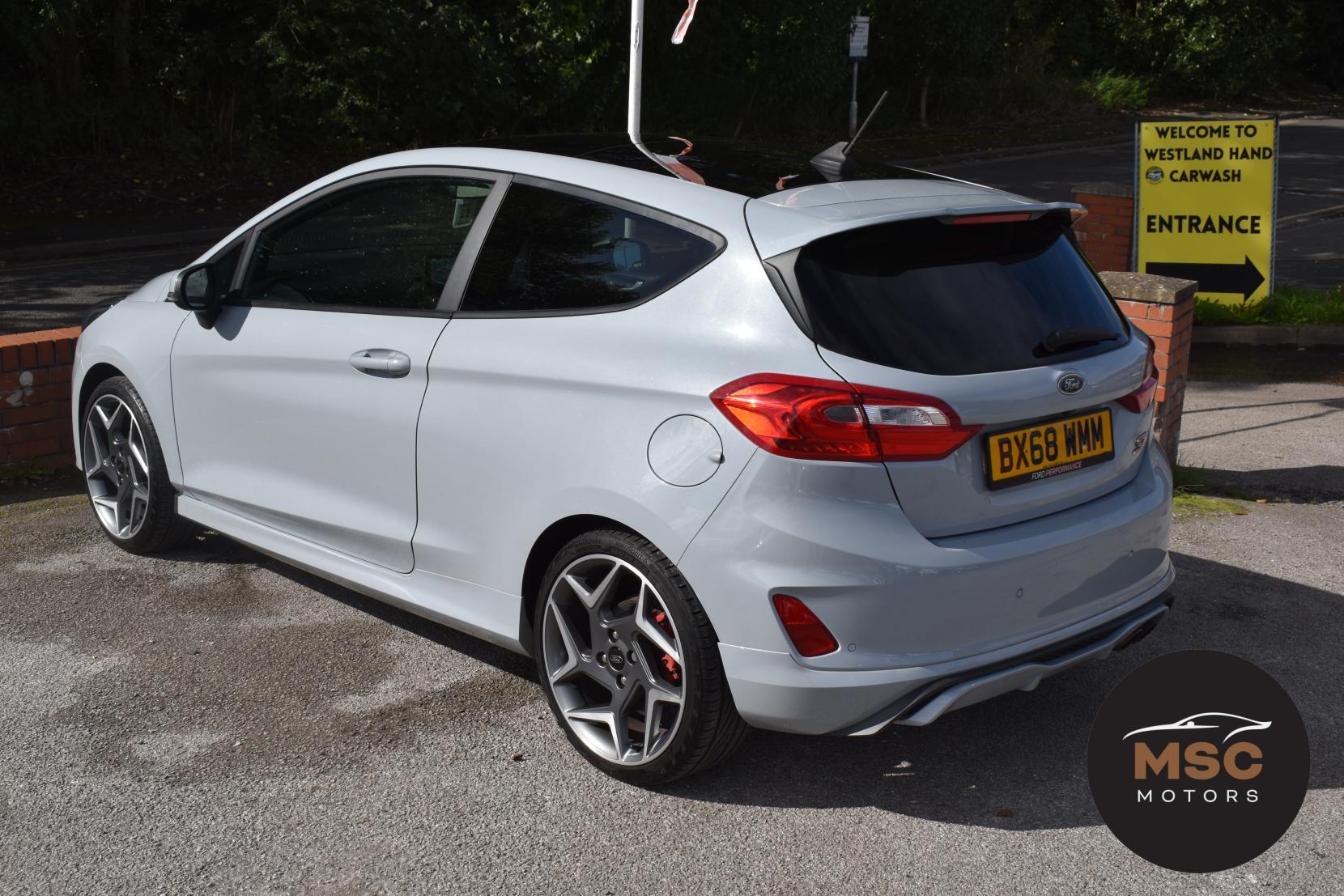 Ford Fiesta view 13