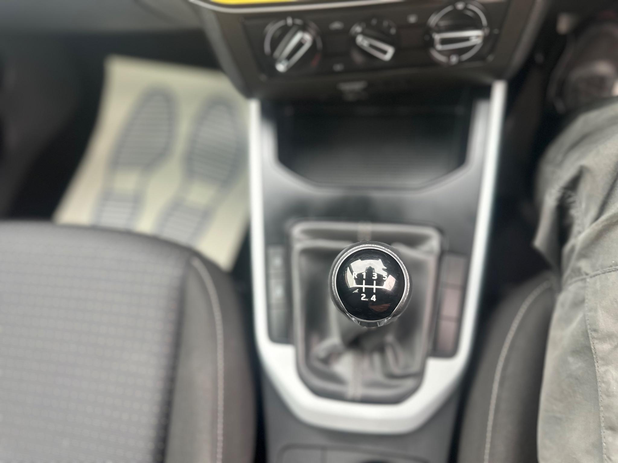 Seat Arona view 25
