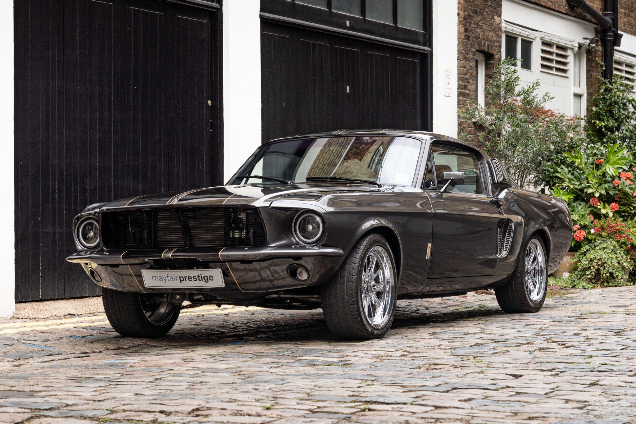 Ford Mustang view 10
