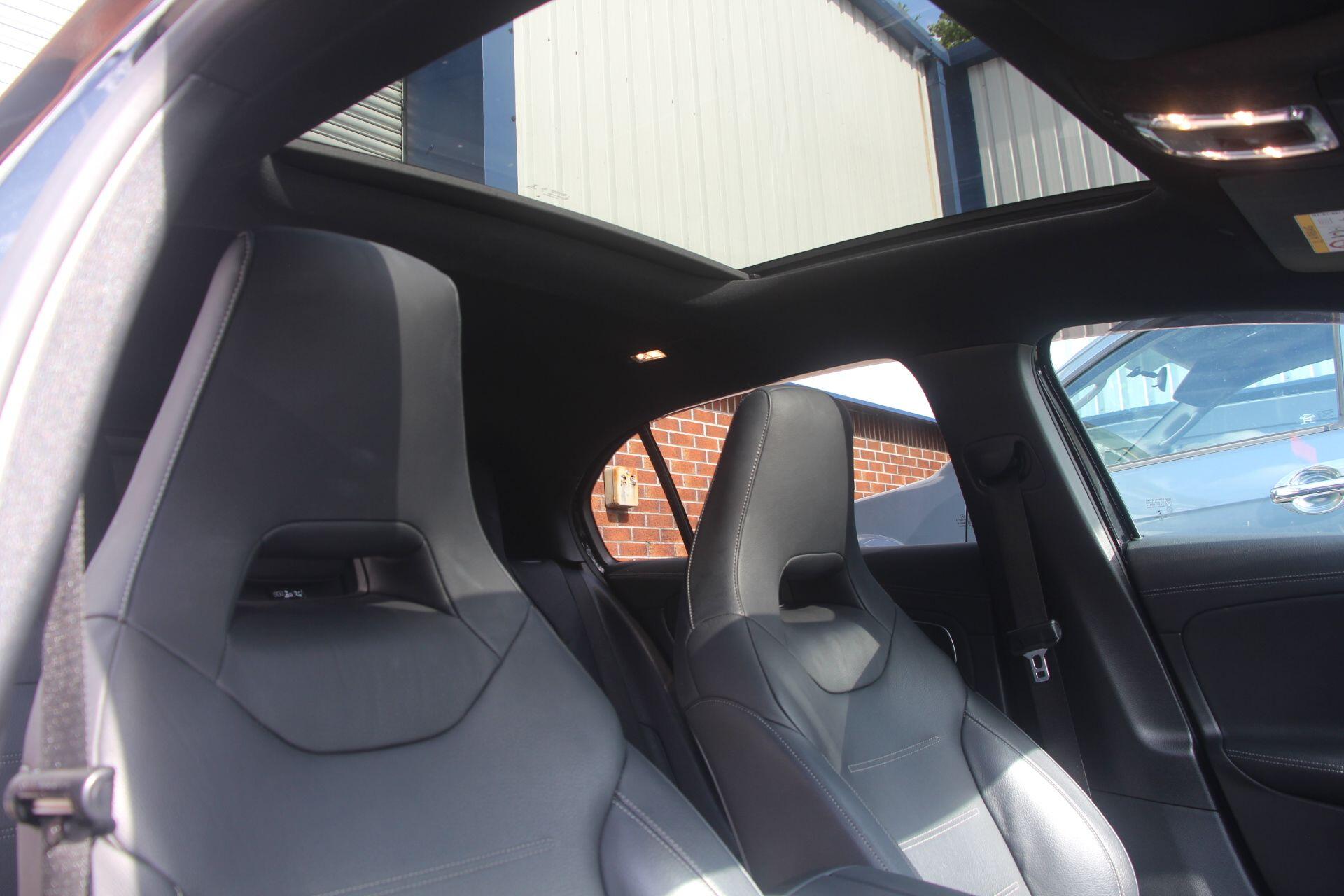 Mercedes-Benz A-Class view 28