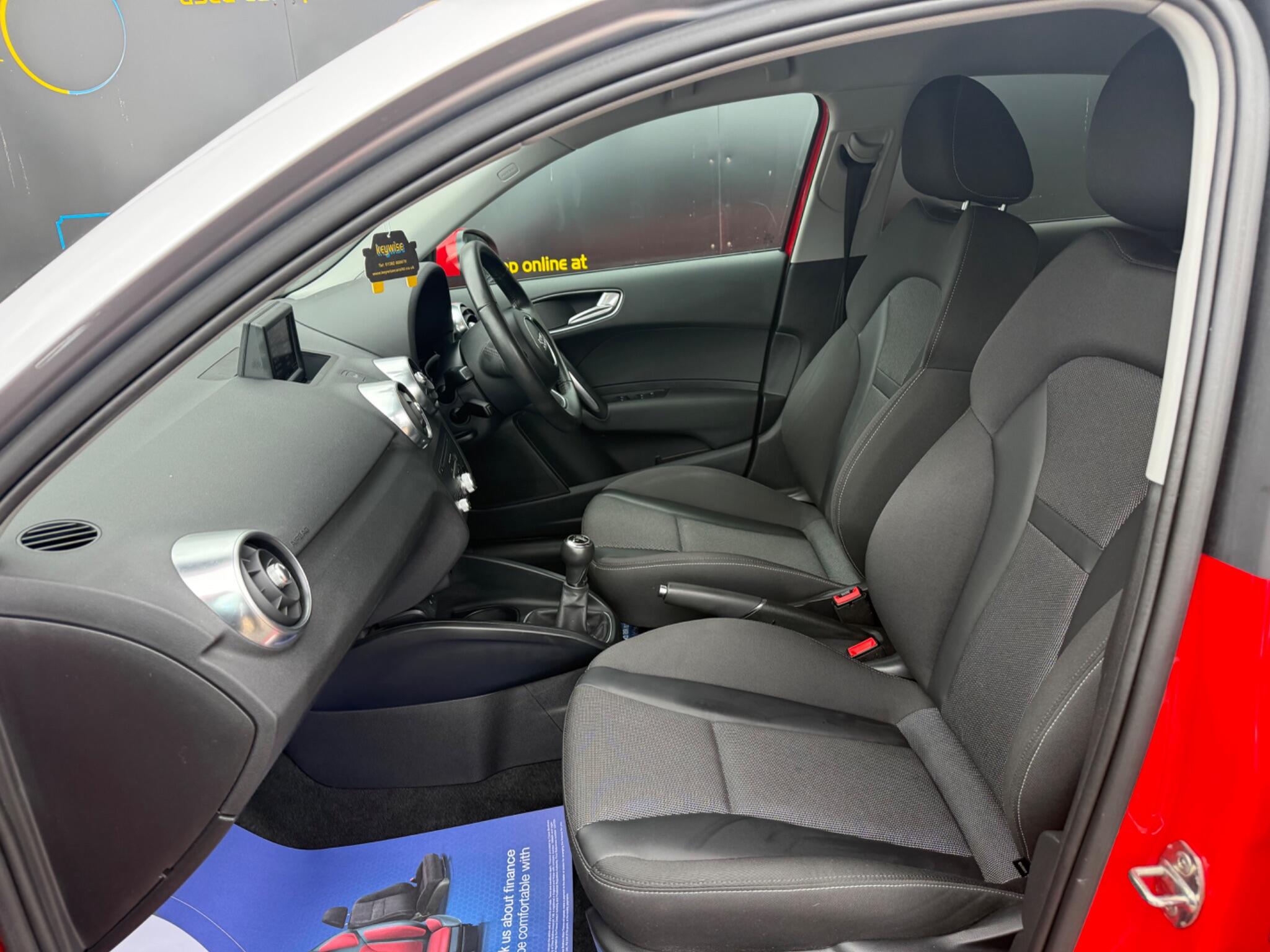 Audi A1 view 21