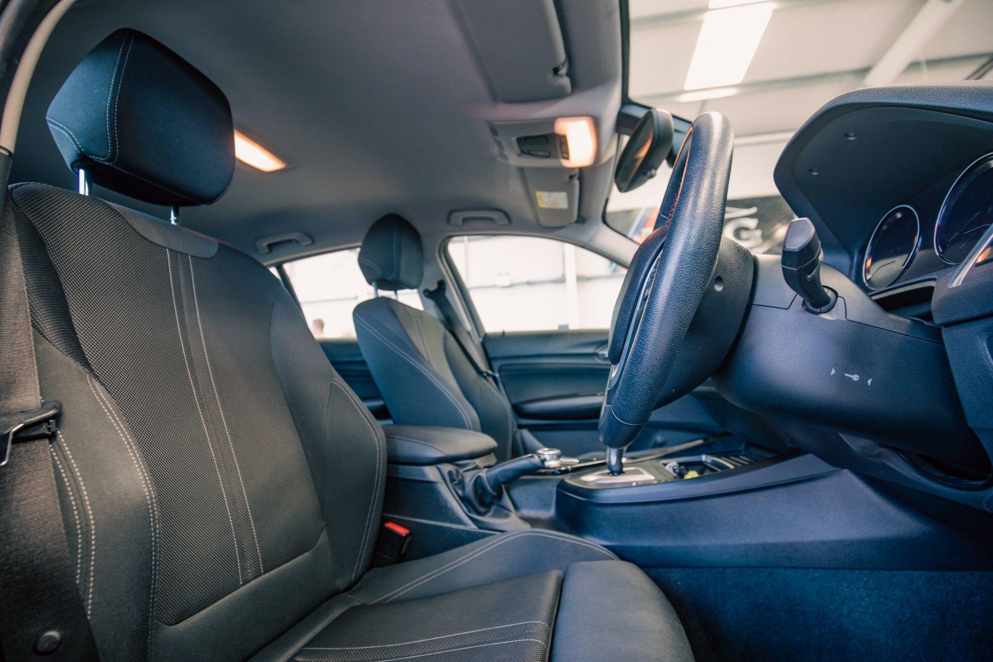 BMW 1 Series view 13